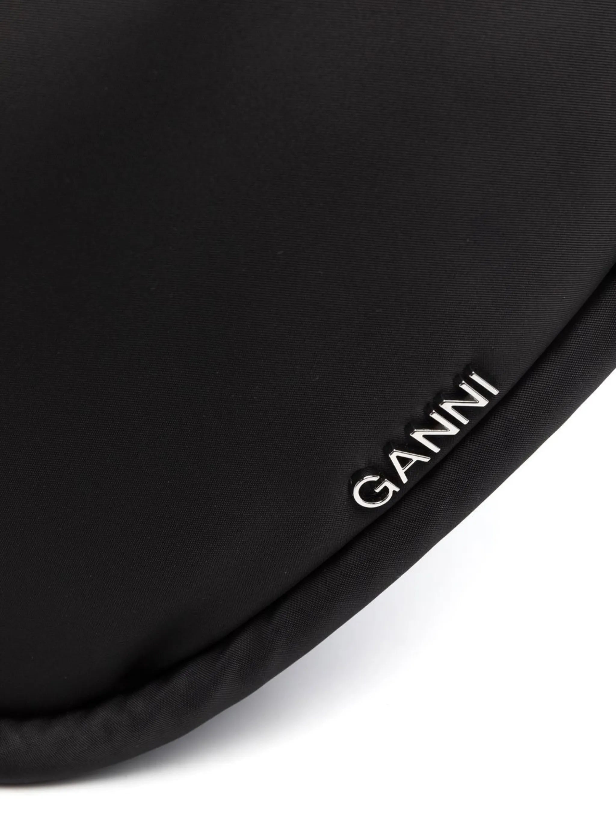 curved logo-letter tote bag