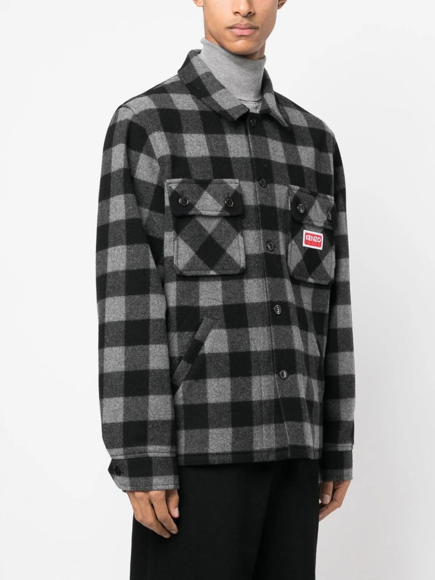 checked logo-patch overshirt