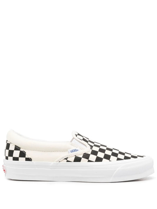 Classic slip-on sneakers