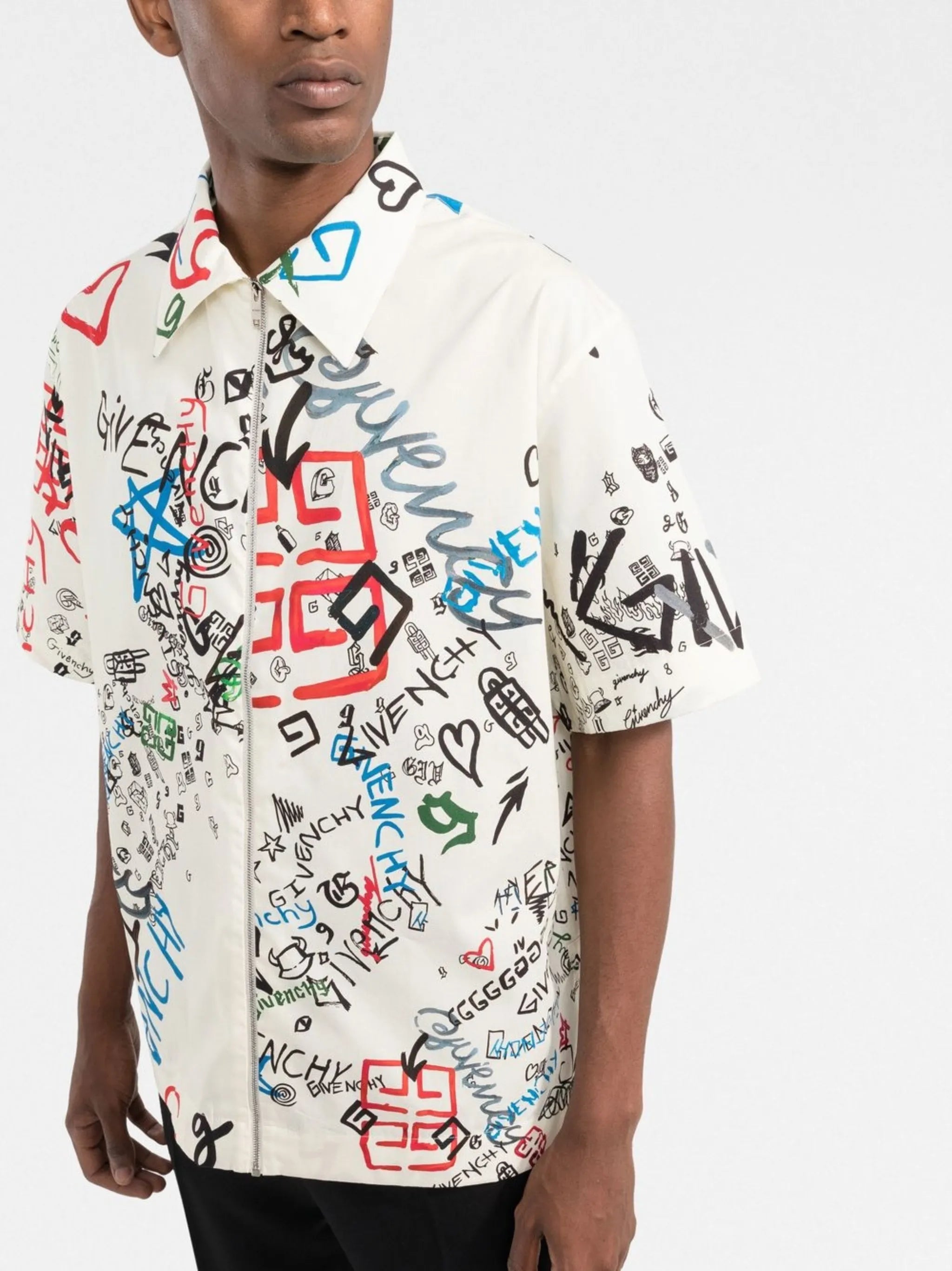 graffiti-print zip-front shirt