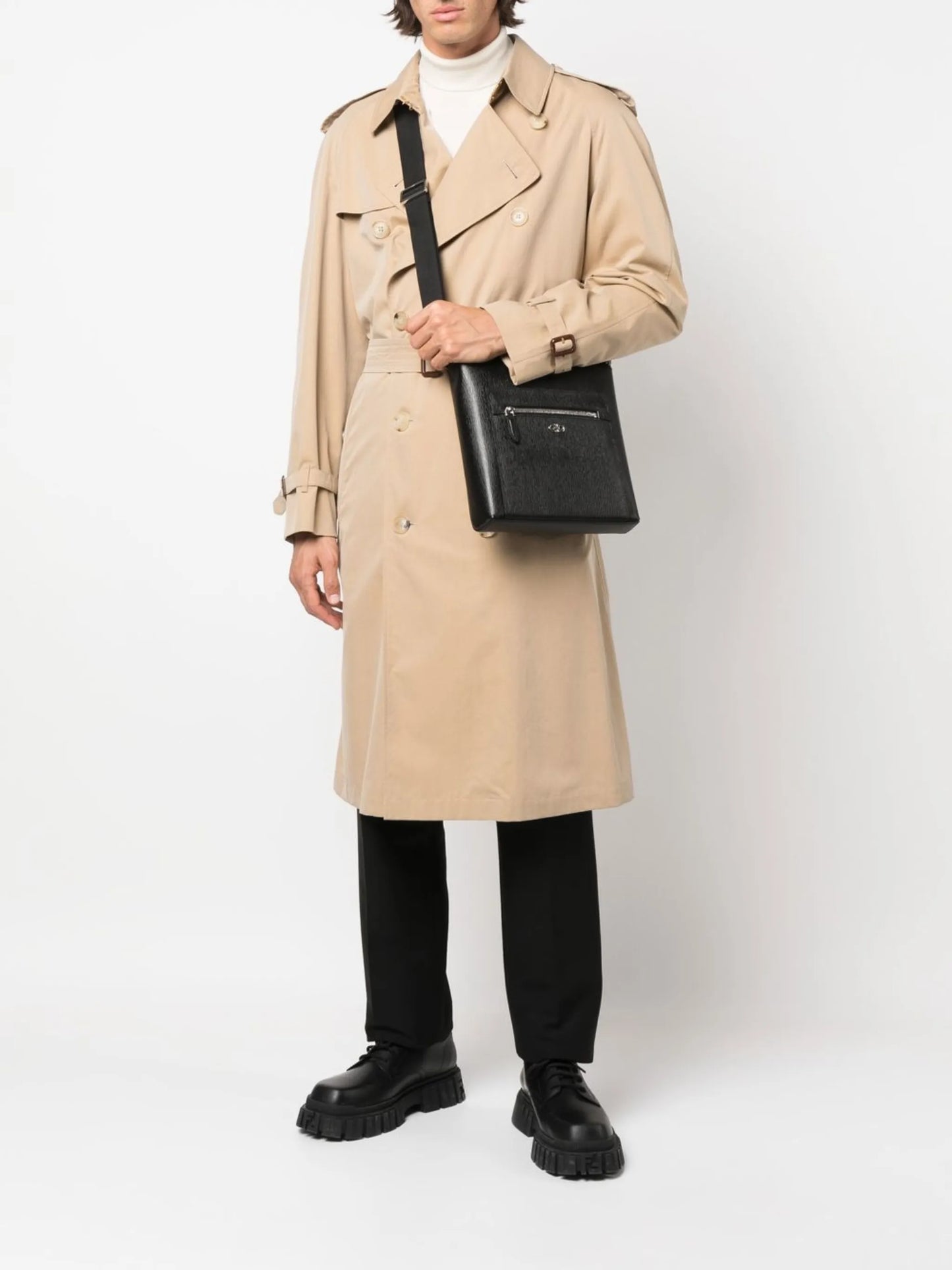 logo-plaque leather messenger bag