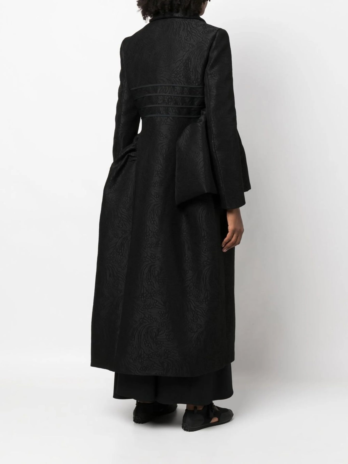 single-breasted coat