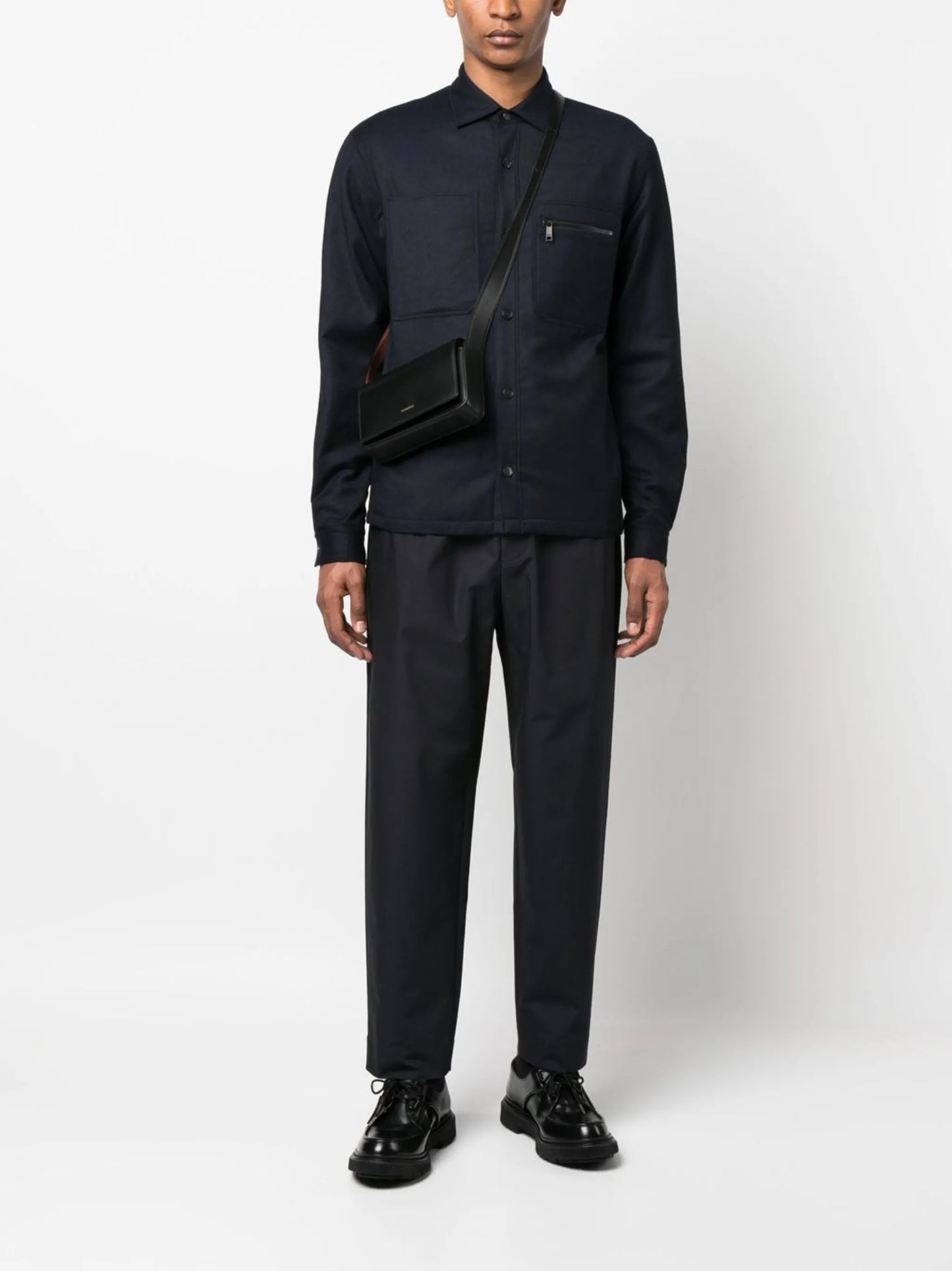 elasticated straight-leg trousers