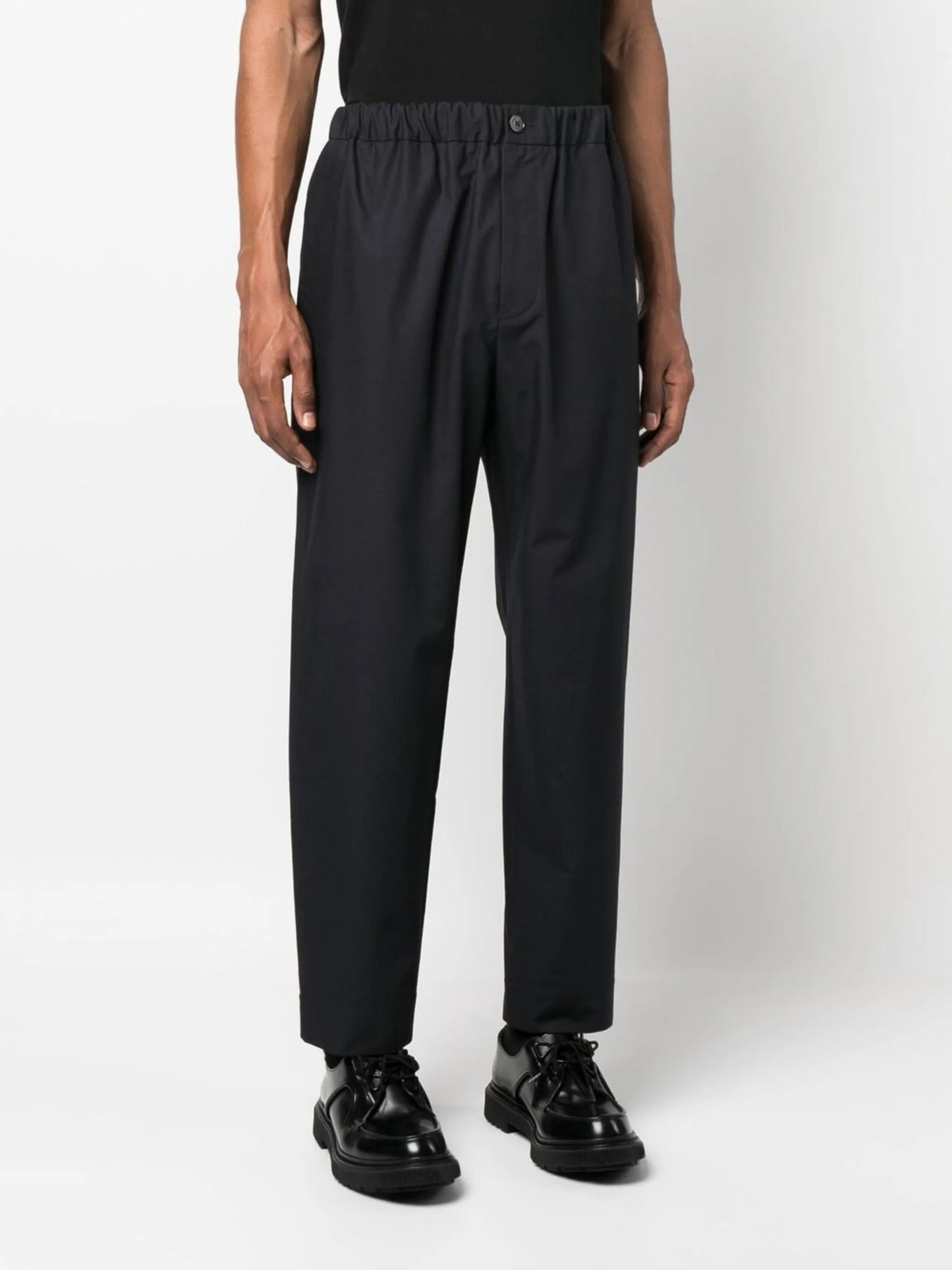 elasticated straight-leg trousers