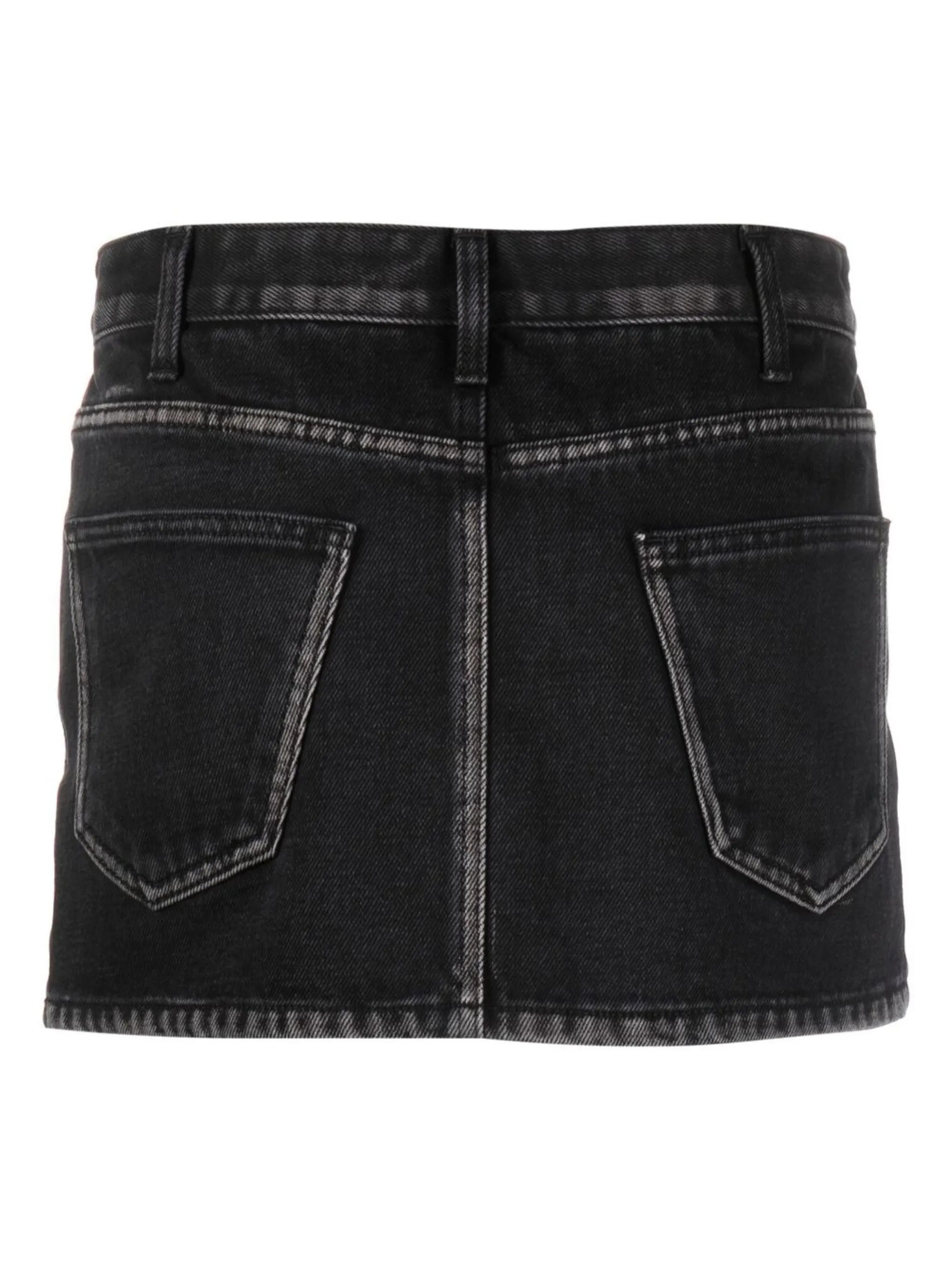 low-rise mini skirt