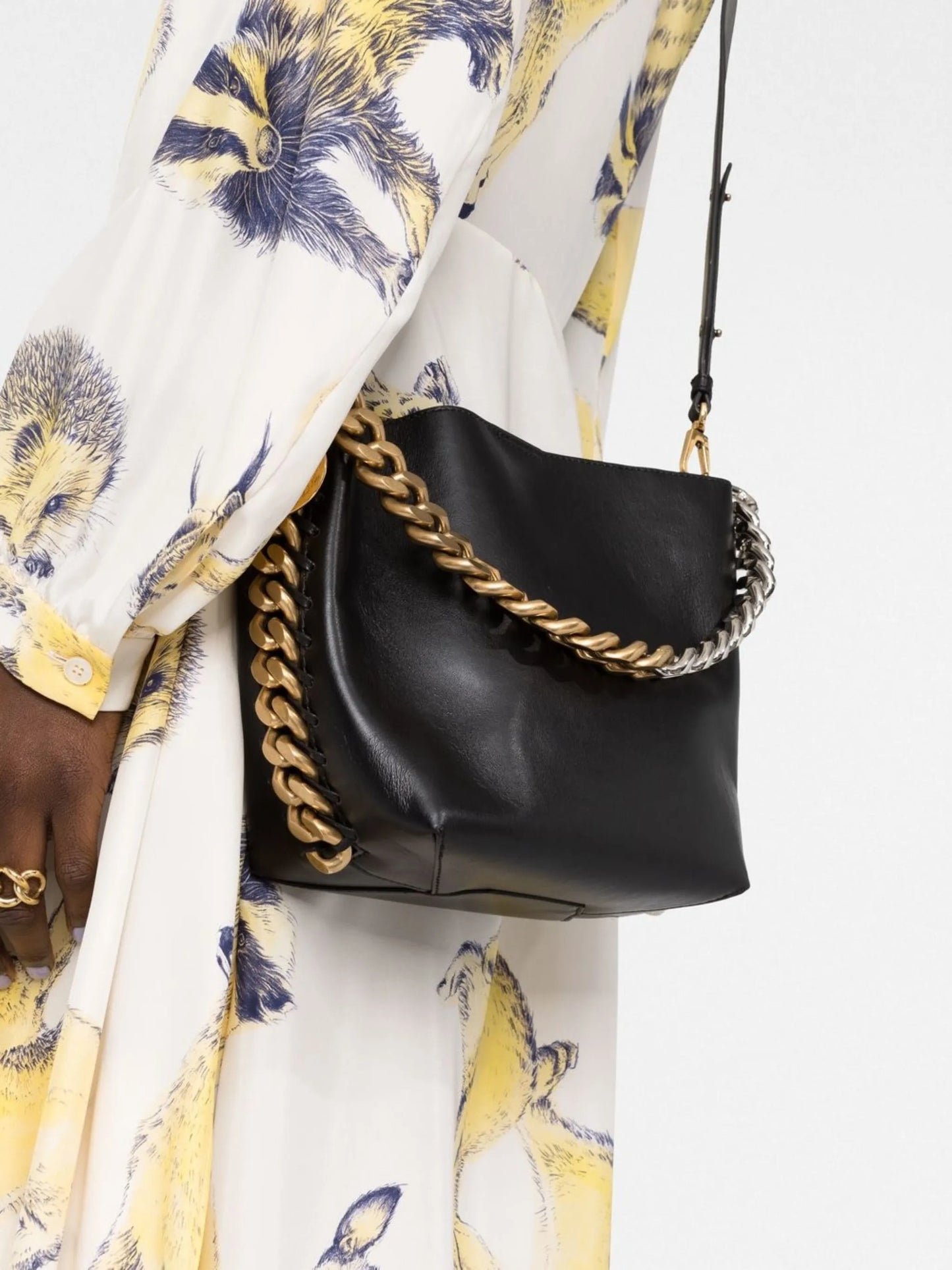 Frayme bucket bag