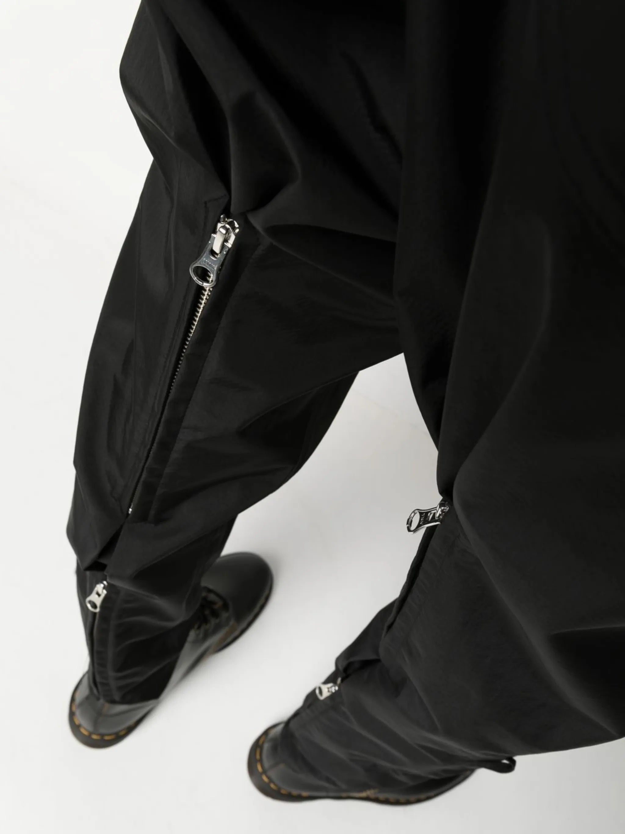 zip-detail drop-crotch trousers