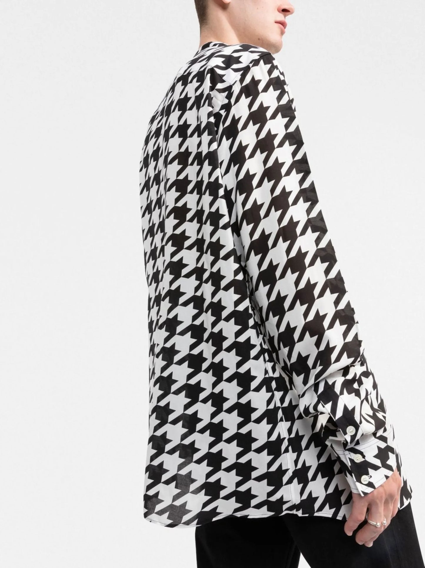 houndstooth-print collarless shirt