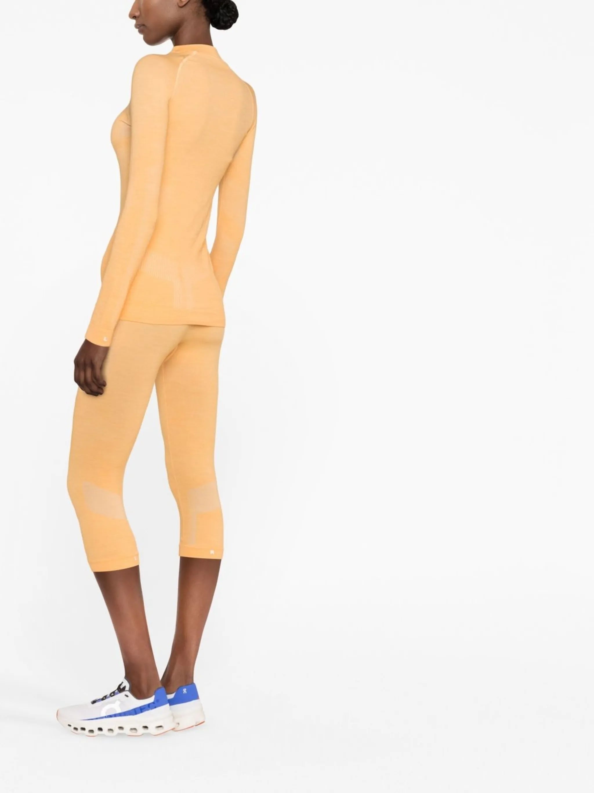 three-quarter length leggings