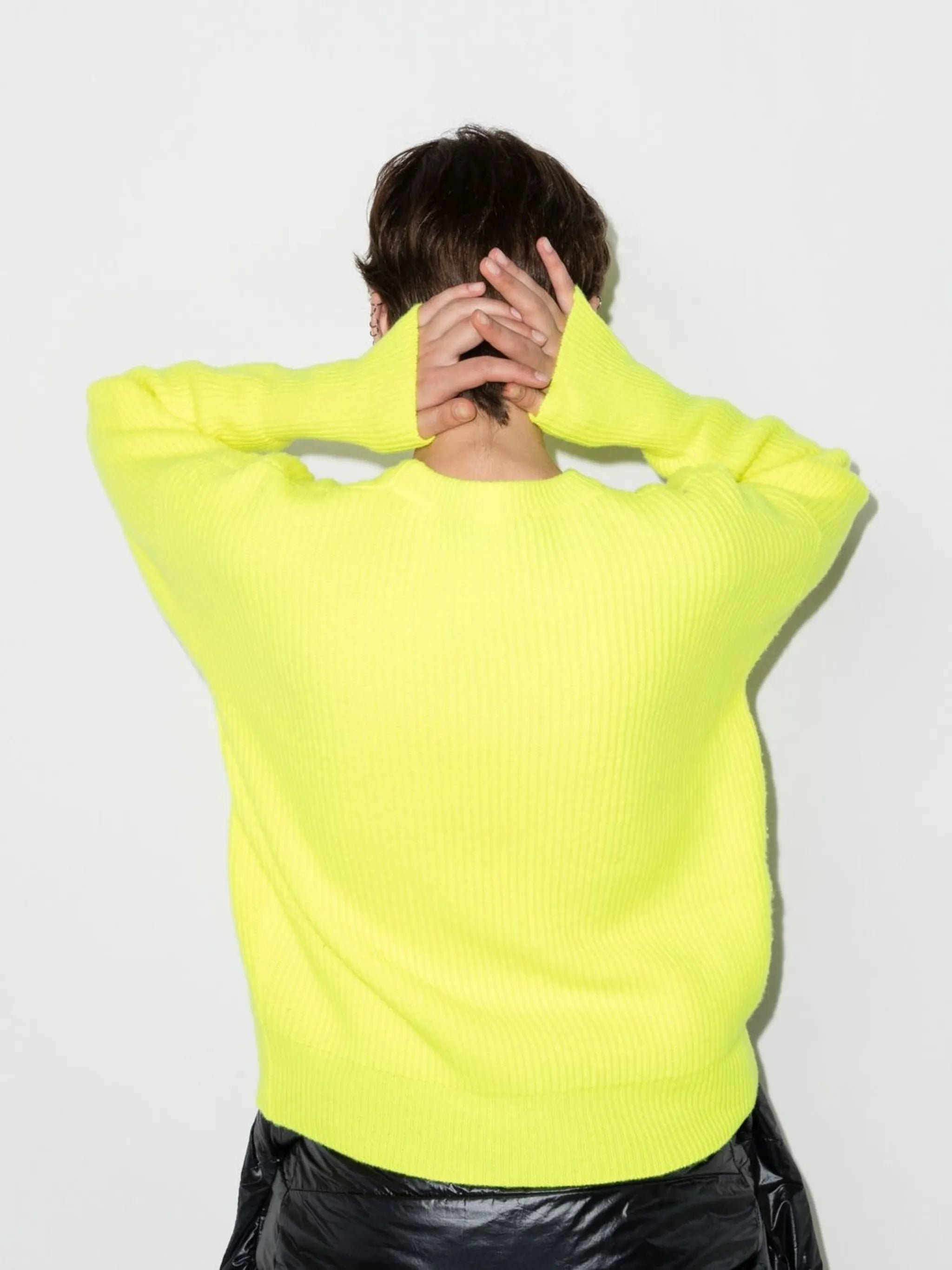 crew-neck long-sleeve jumper