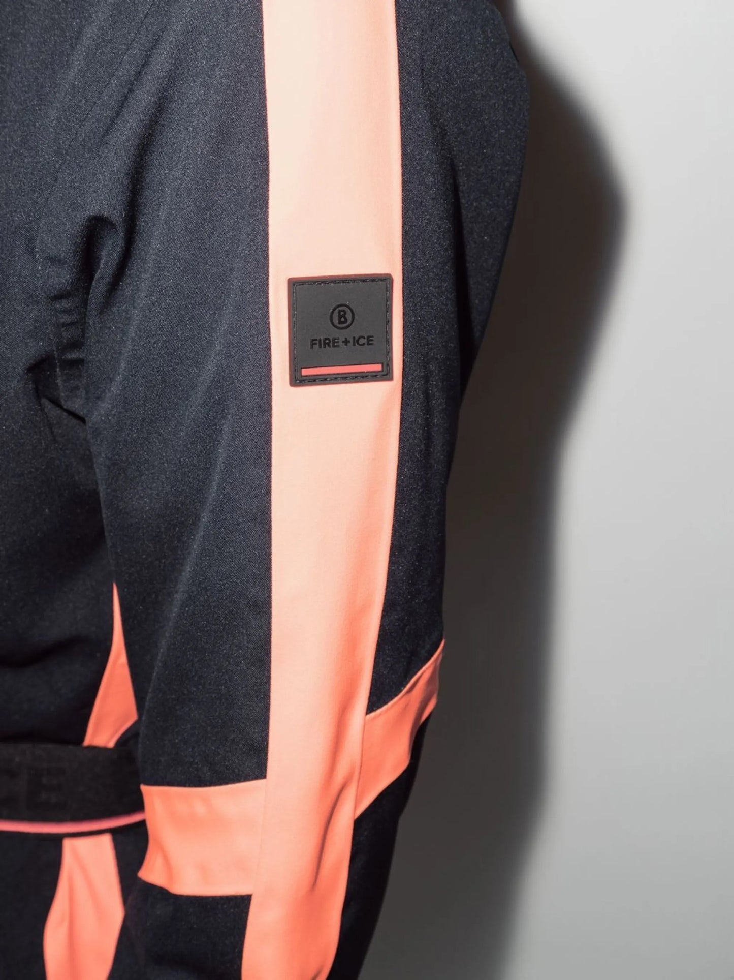 Moia hooded ski jacket