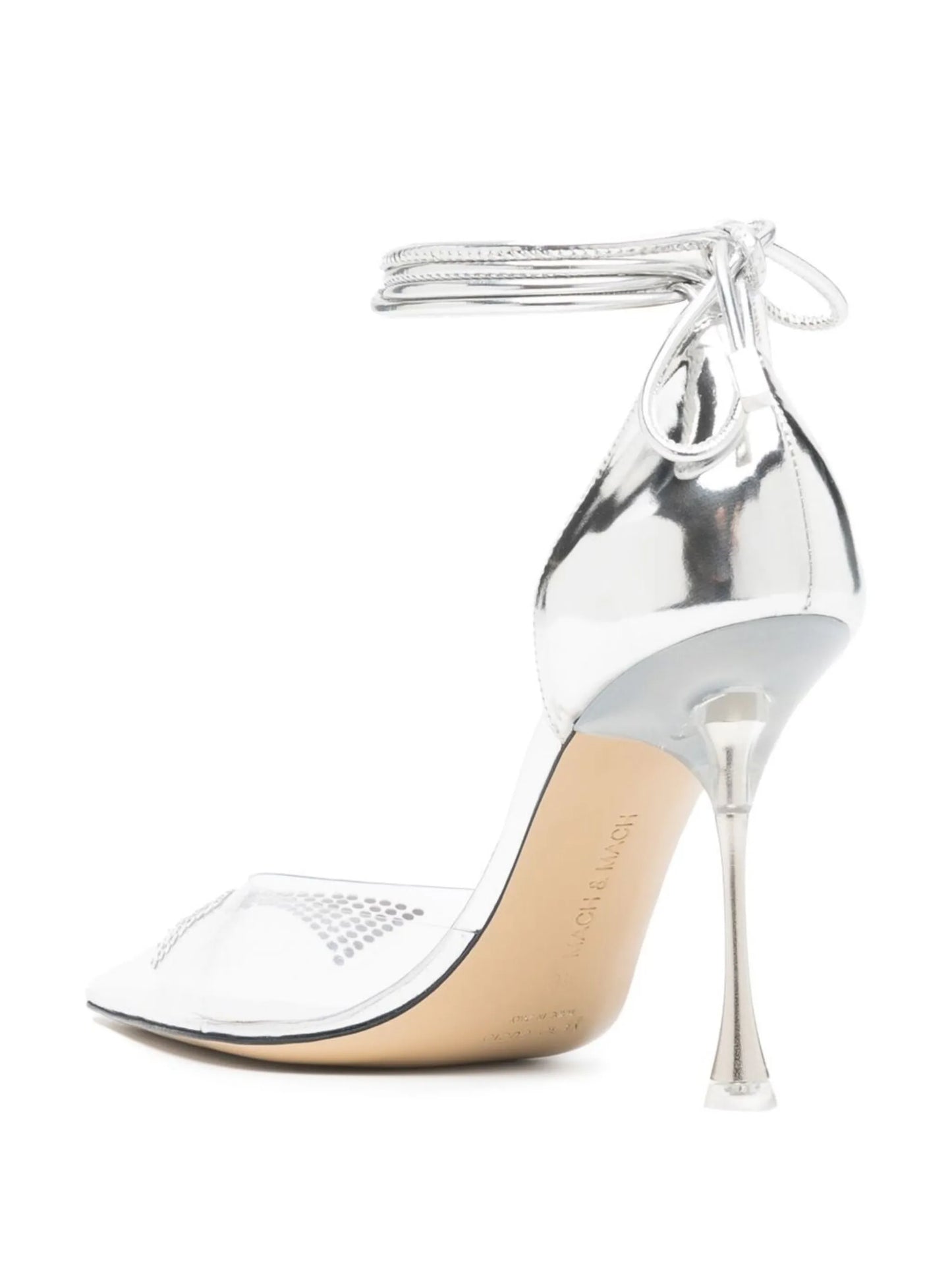 bow-detail pumps