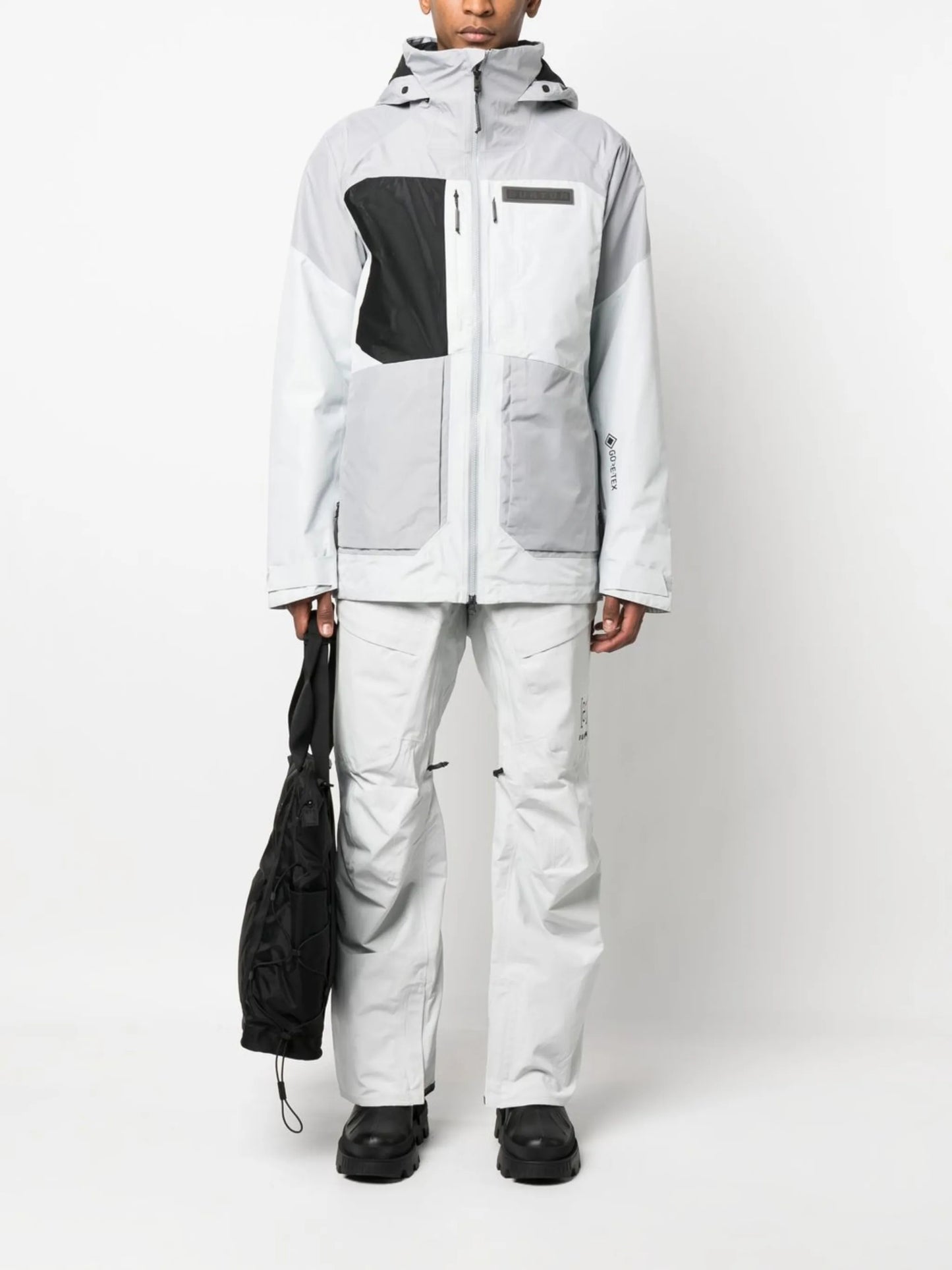 Carbonate GORE-TEX® 2L ski jacket