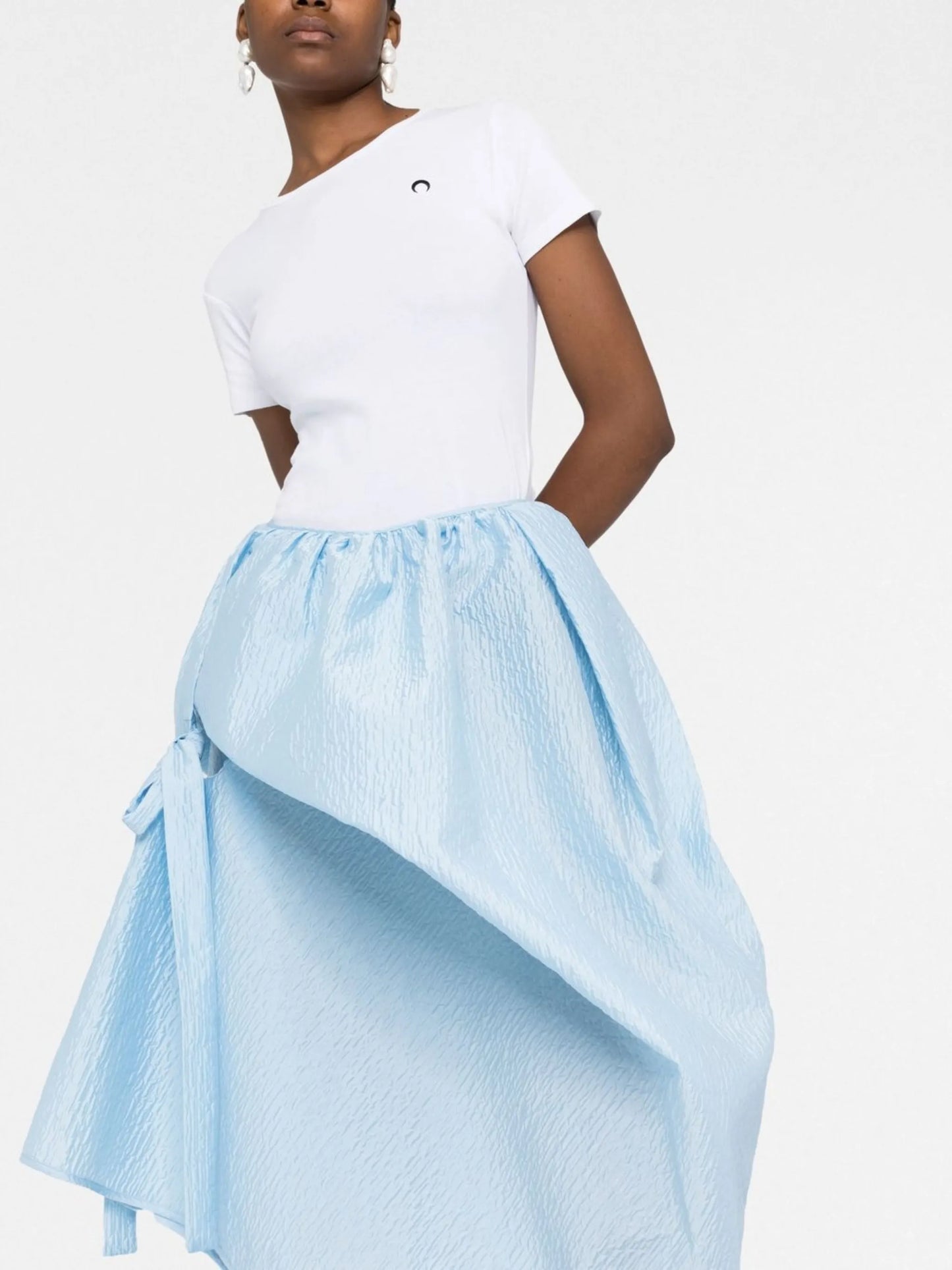 bow-embellished asymmetric skirt