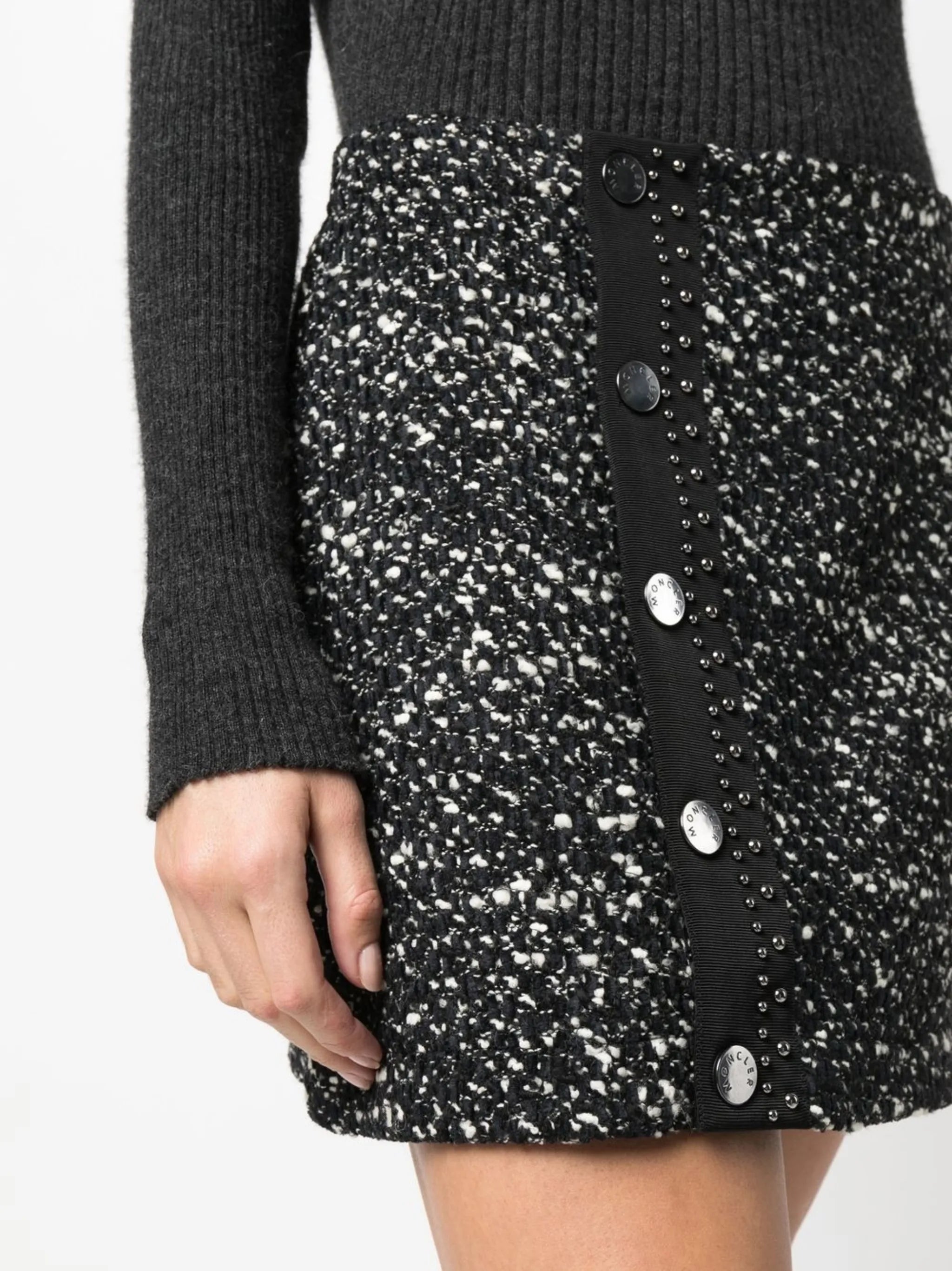 tweed buttoned mini-skirt