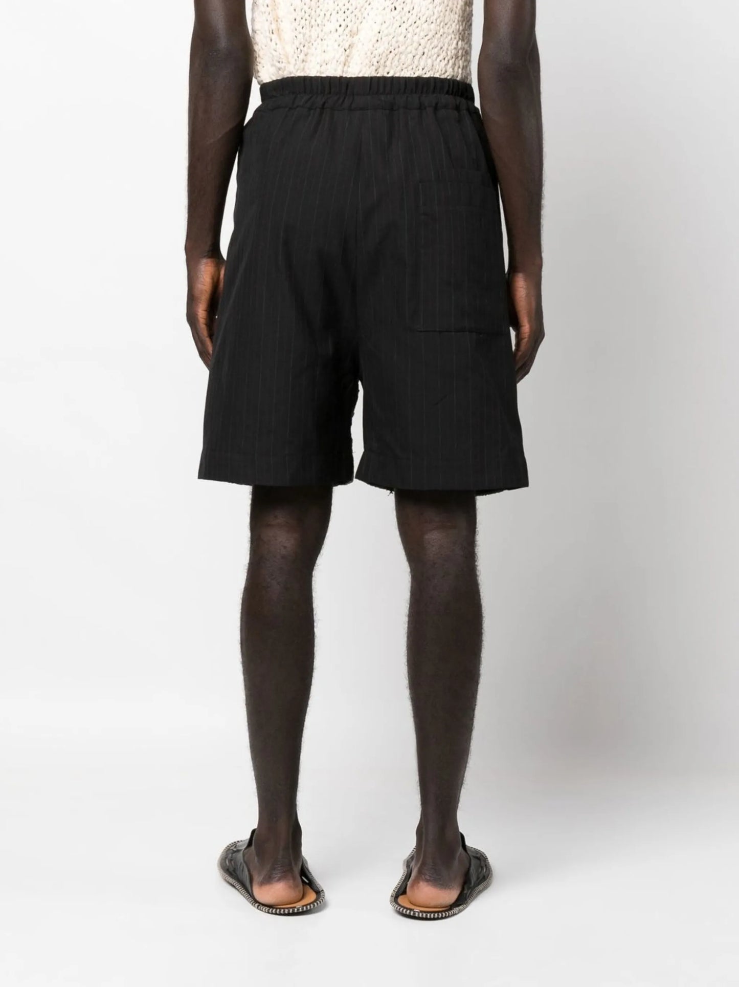 knee-length multi-panel shorts