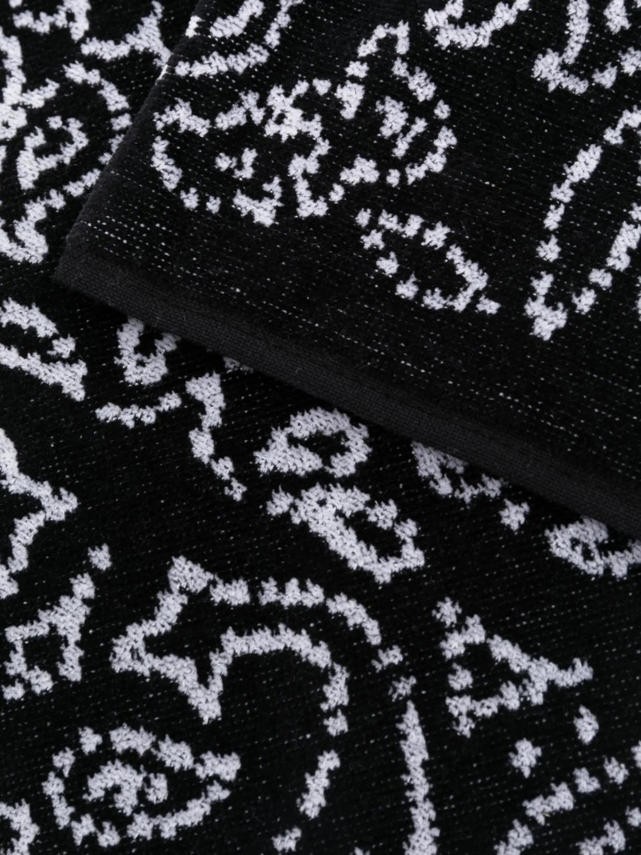 bandana-print beach towel