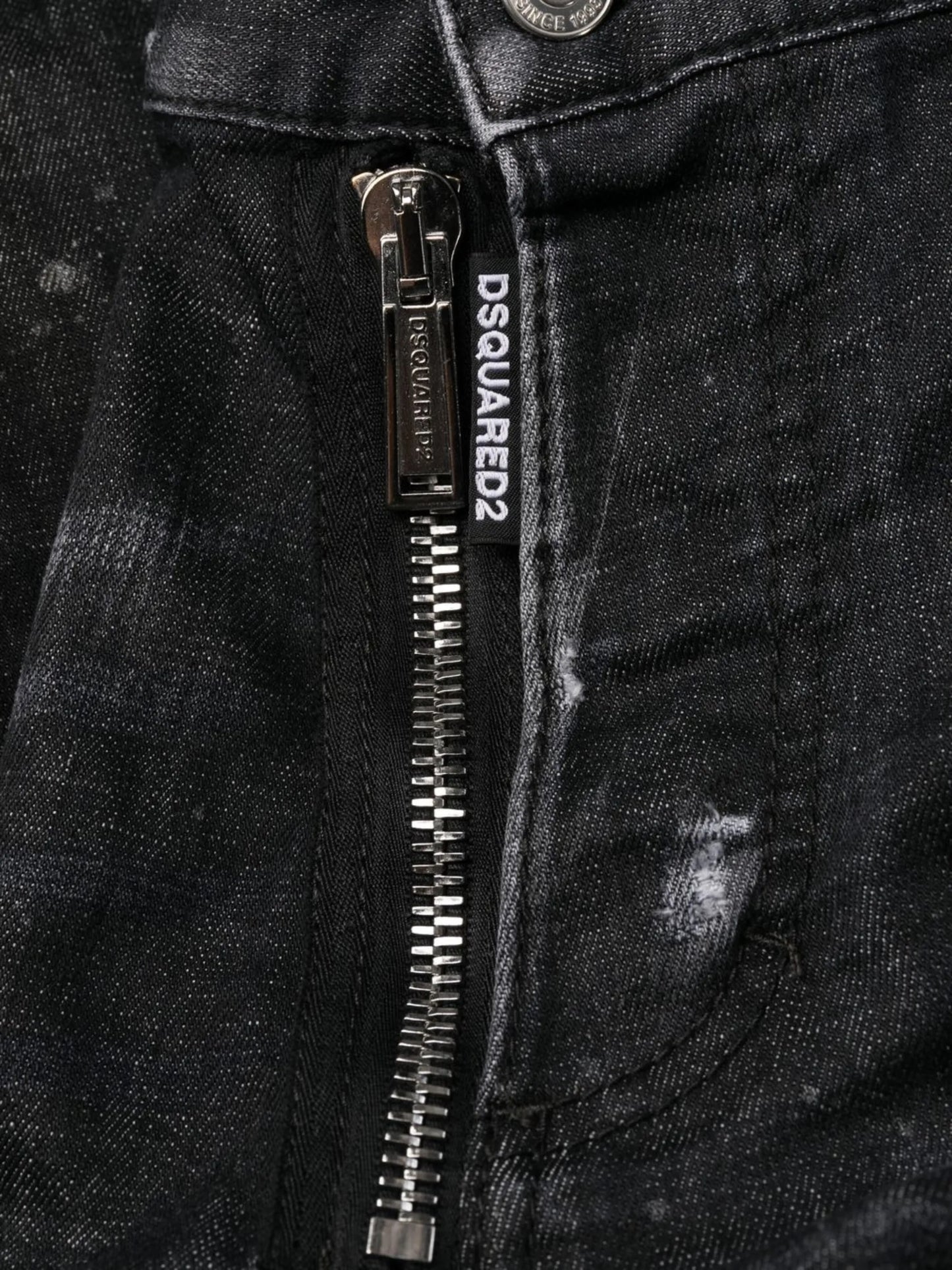 distressed skinny jeans