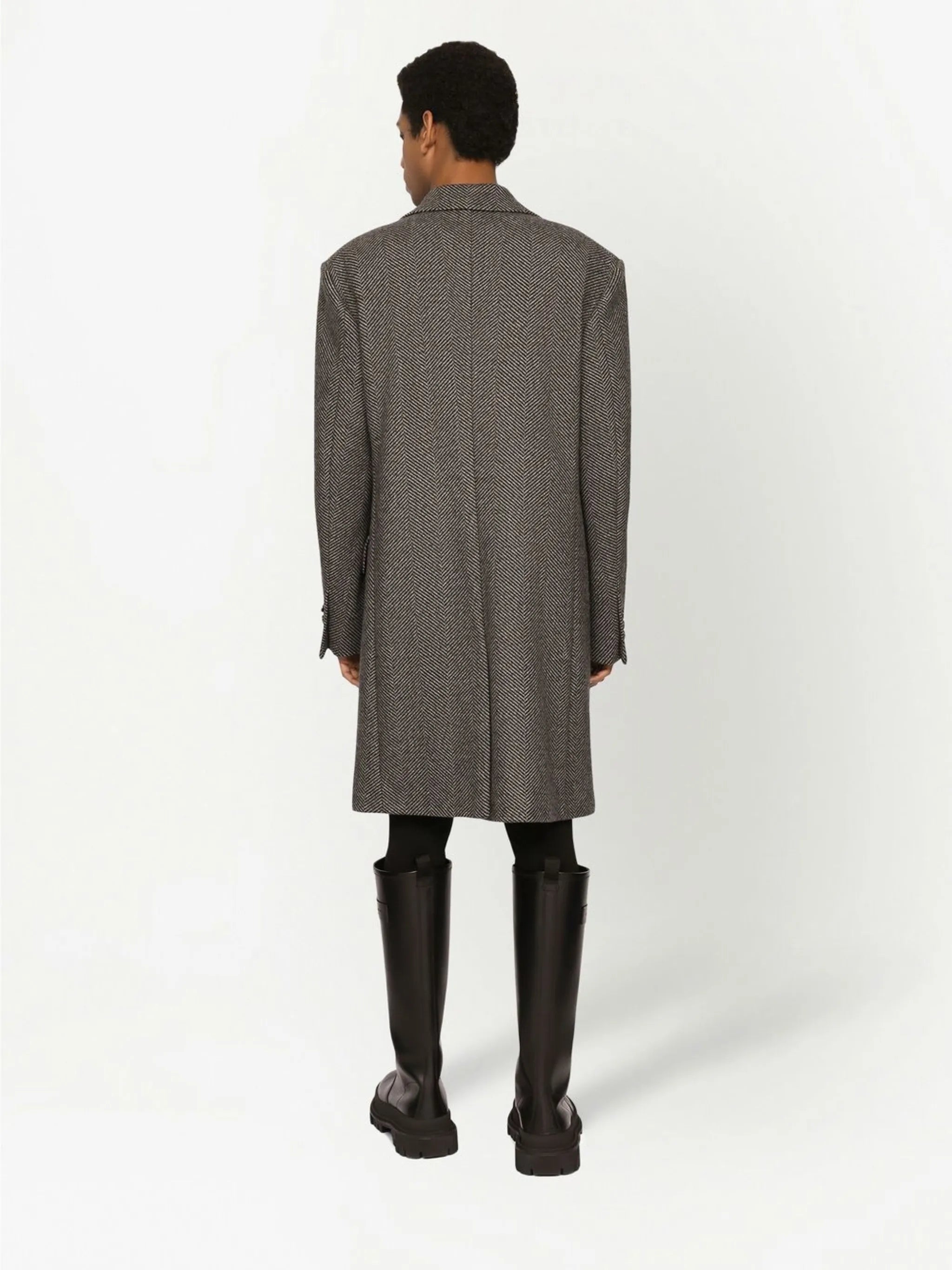 herringbone-pattern single-breasted coat