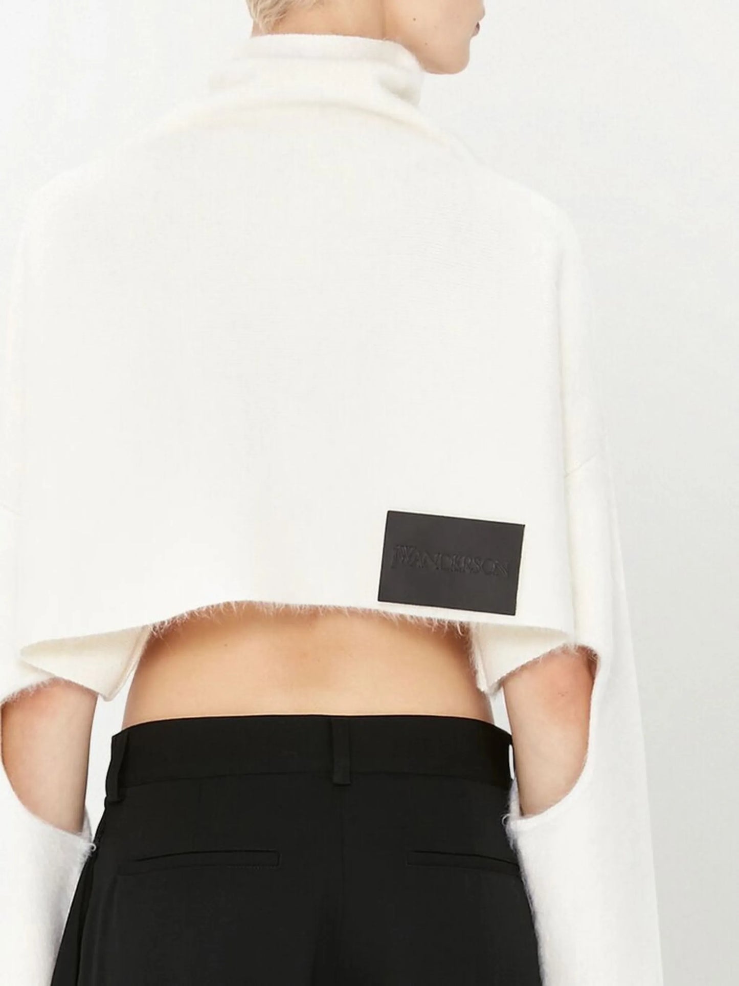 cut-out detailed cropped jumper