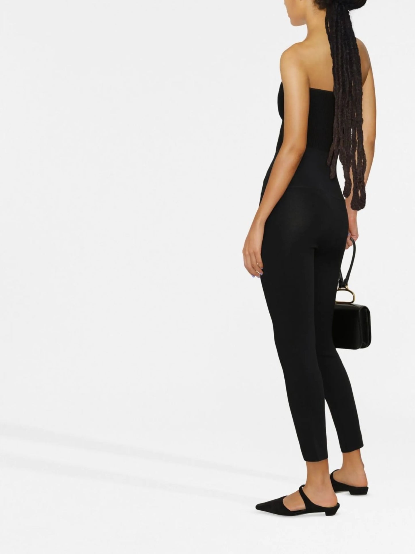 high-waisted cropped trousers