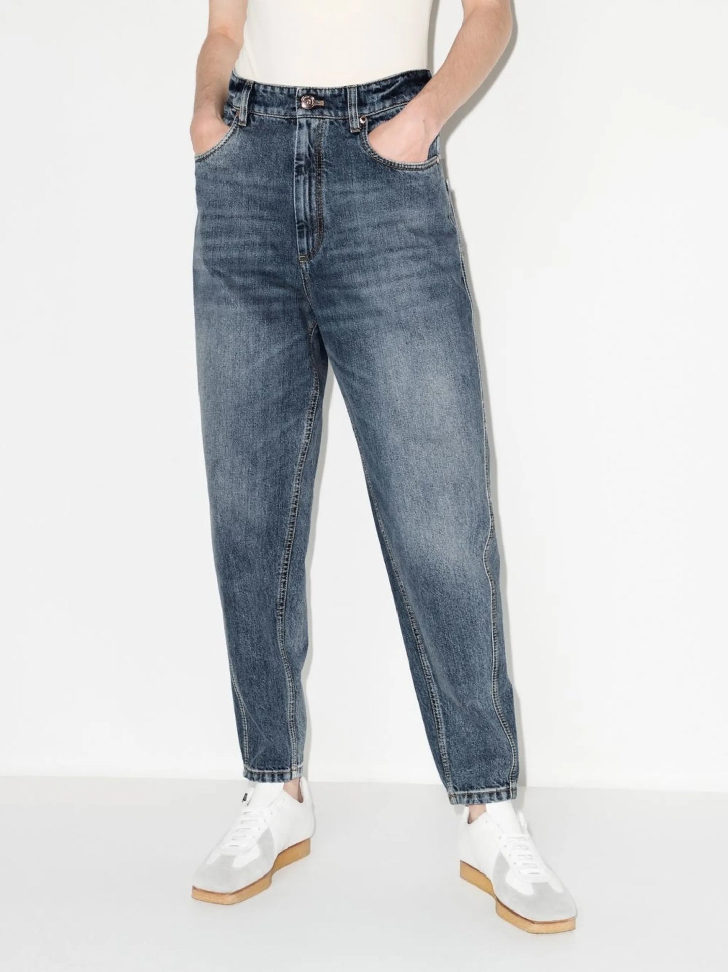 mid-rise tapered jeans