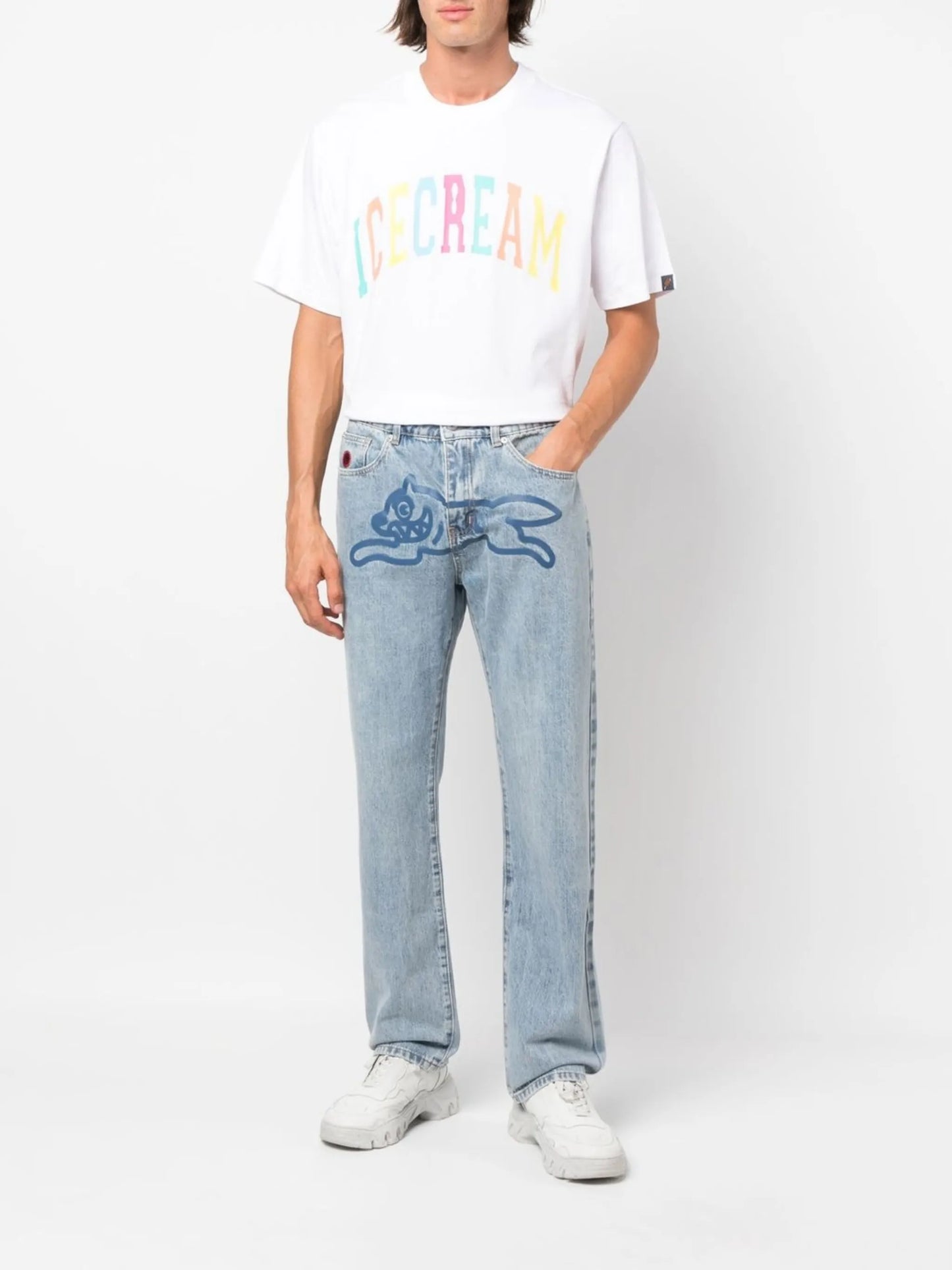 graphic-print stonewashed jeans