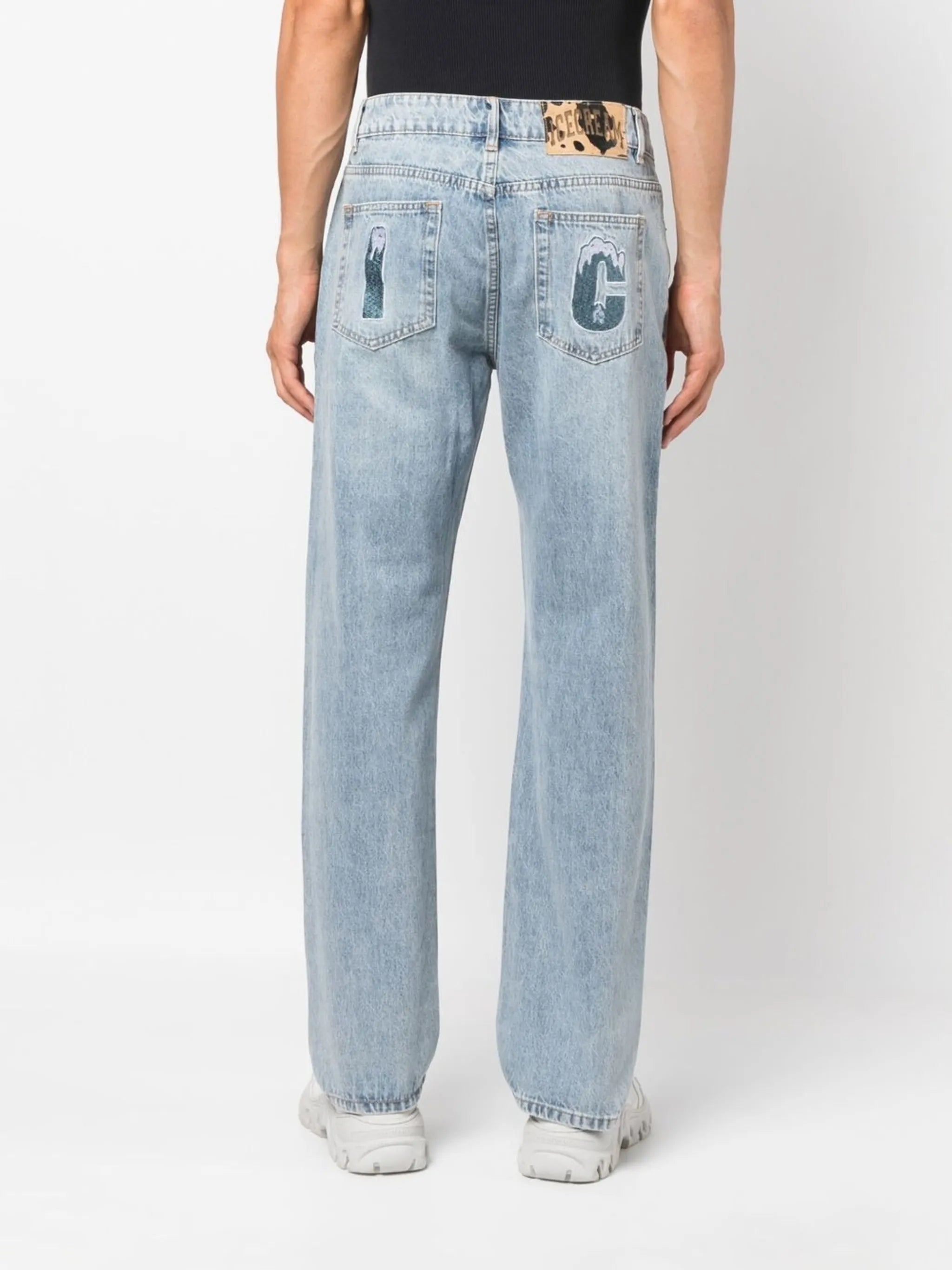 graphic-print stonewashed jeans