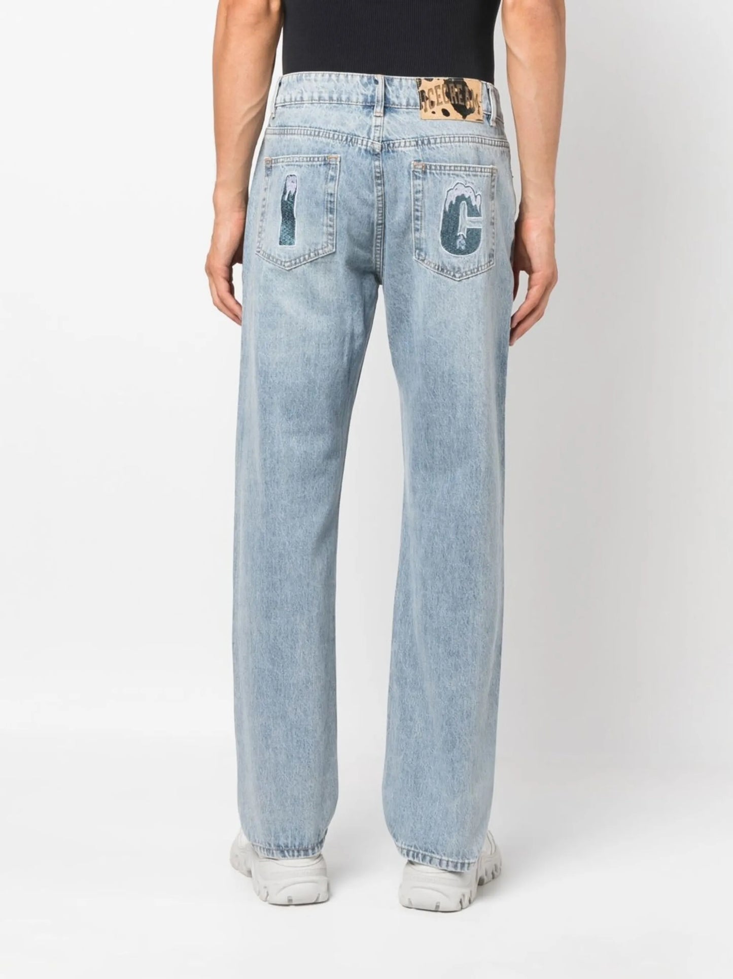 graphic-print stonewashed jeans