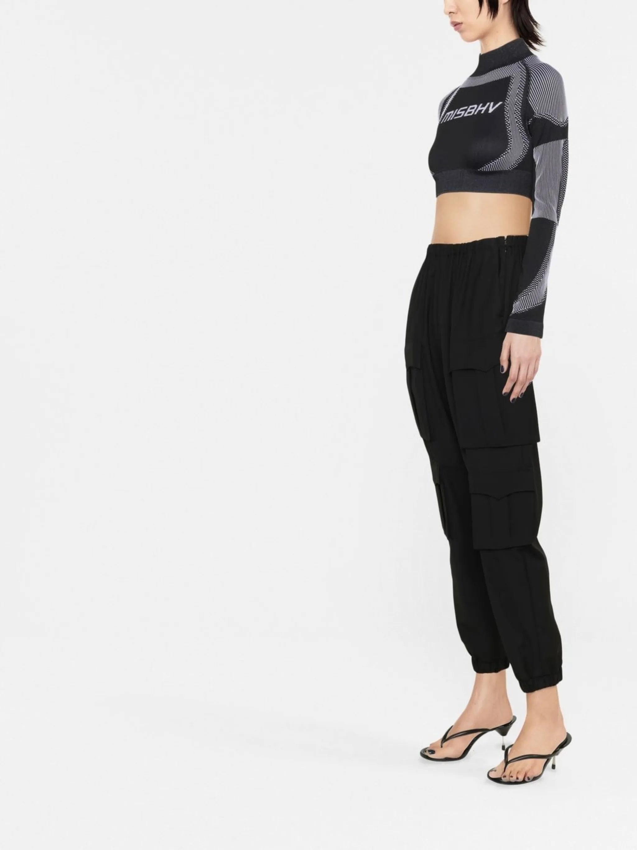 logo-print cropped top