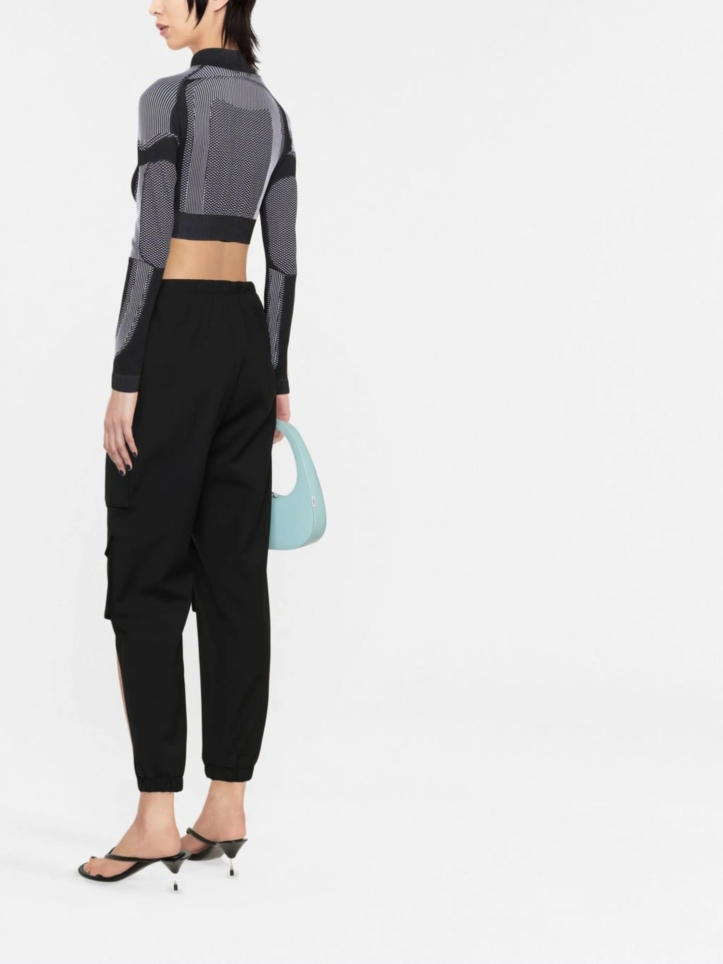logo-print cropped top