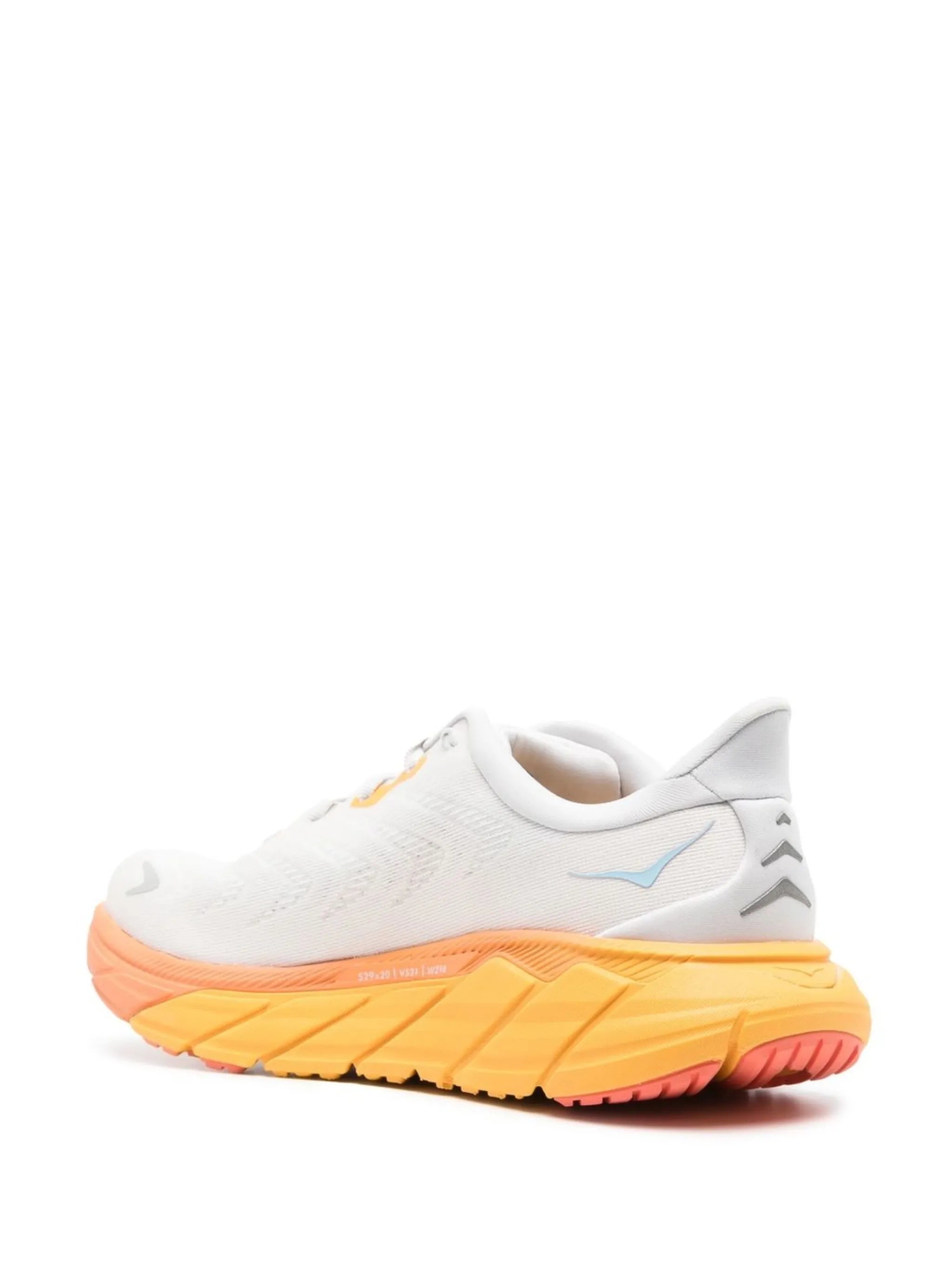 Arahi low-top sneakers
