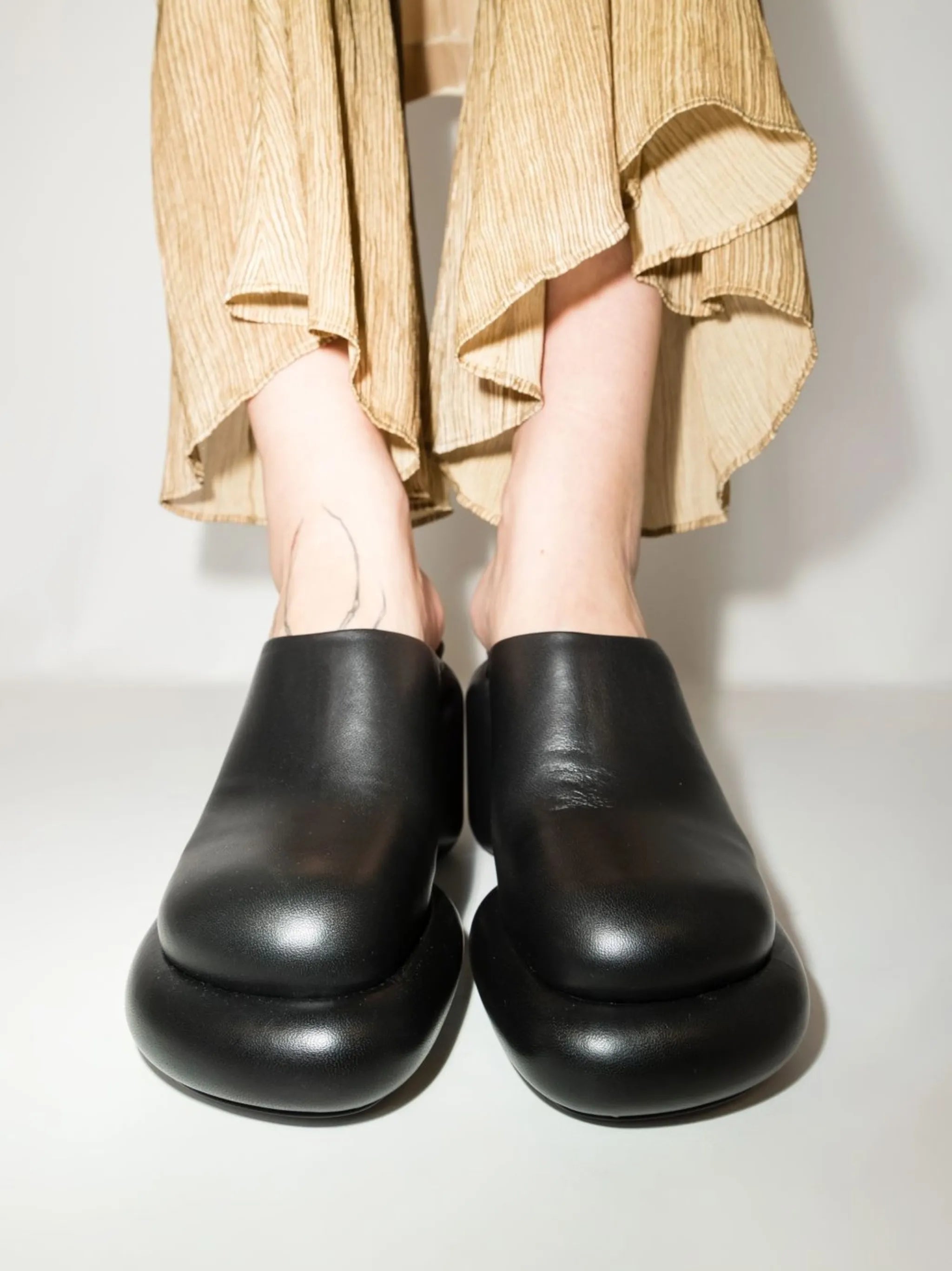 95mm block heel leather mules