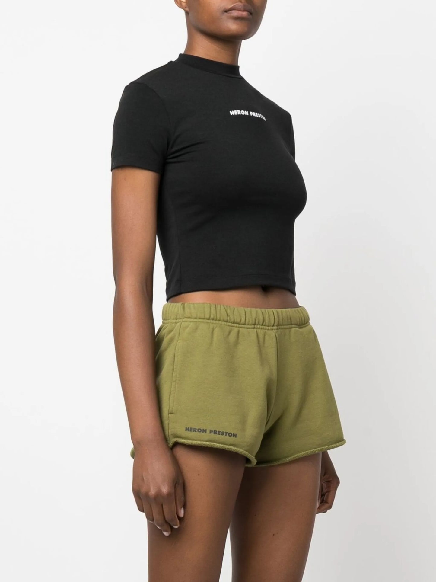 logo-print cropped T-shirt