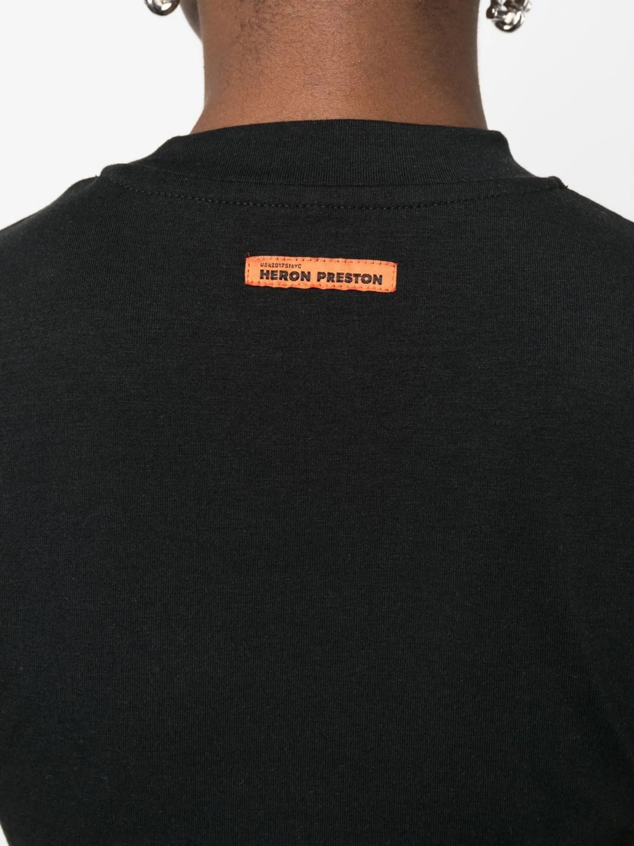 logo-print cropped T-shirt