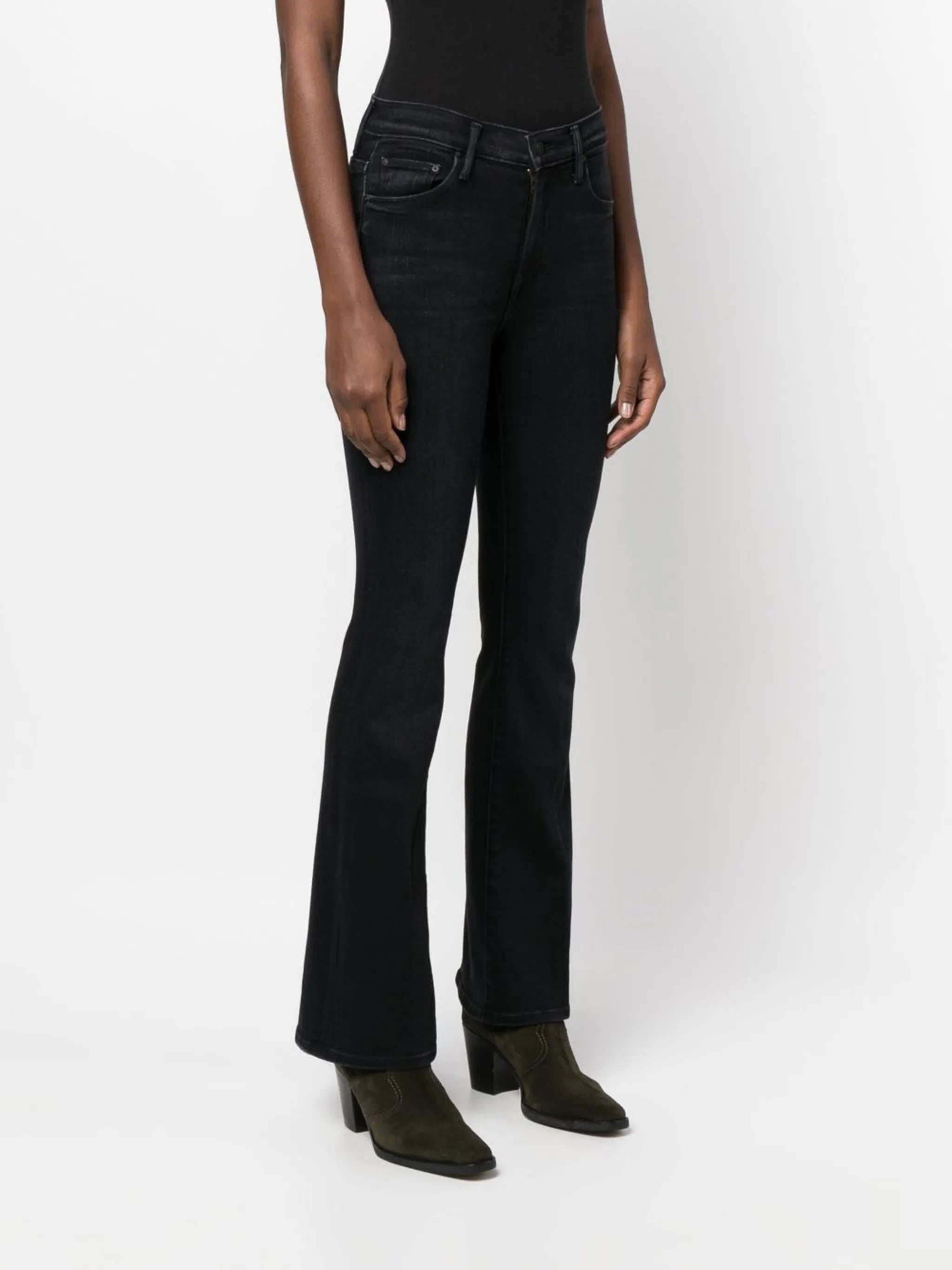 slim-fit flared jeans