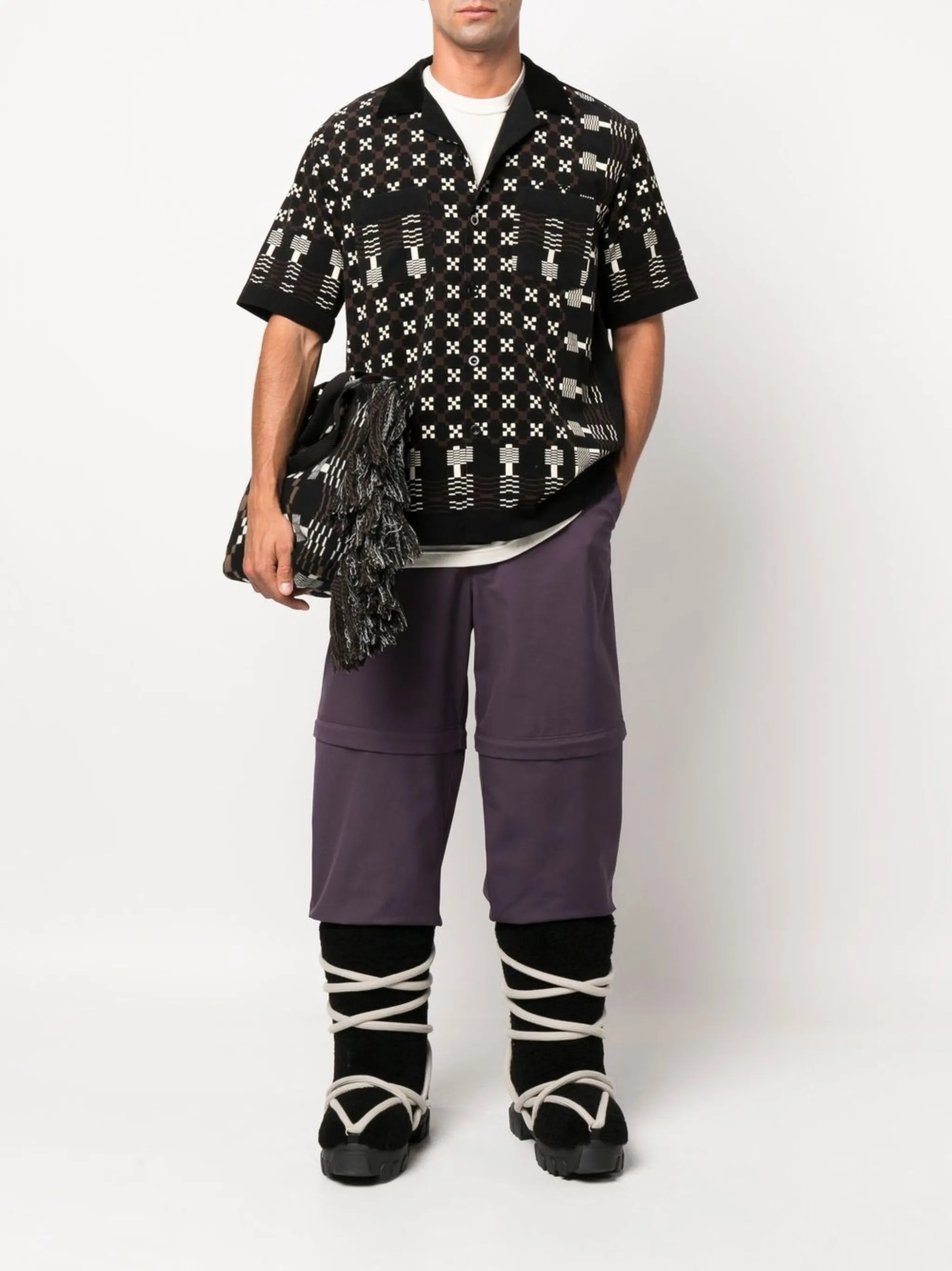 geometric-print short-sleeve shirt