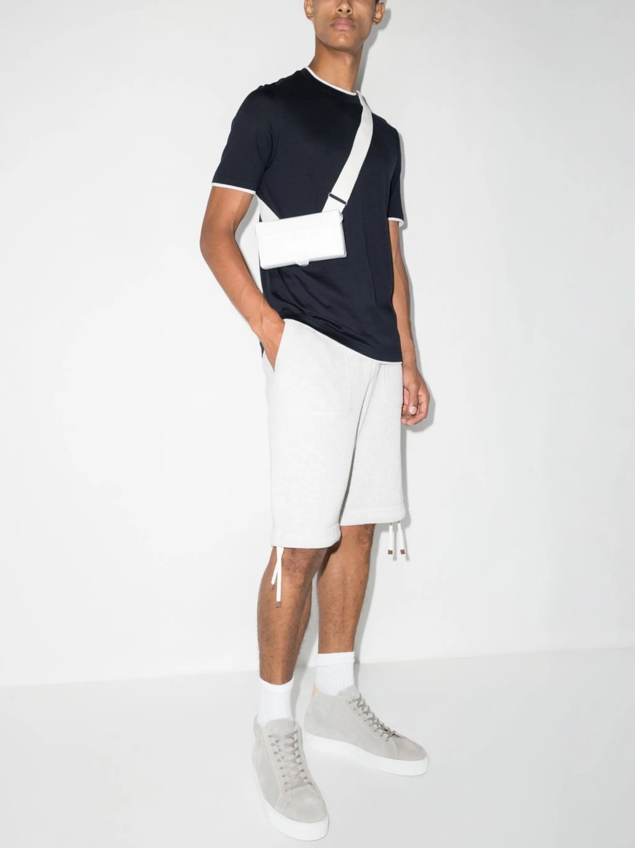 contrast-trim T-shirt