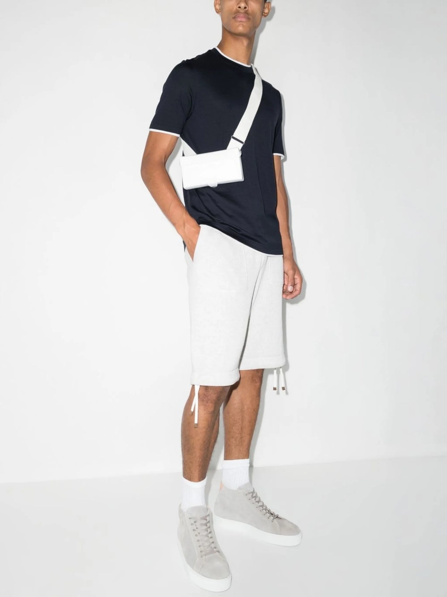 contrast-trim T-shirt
