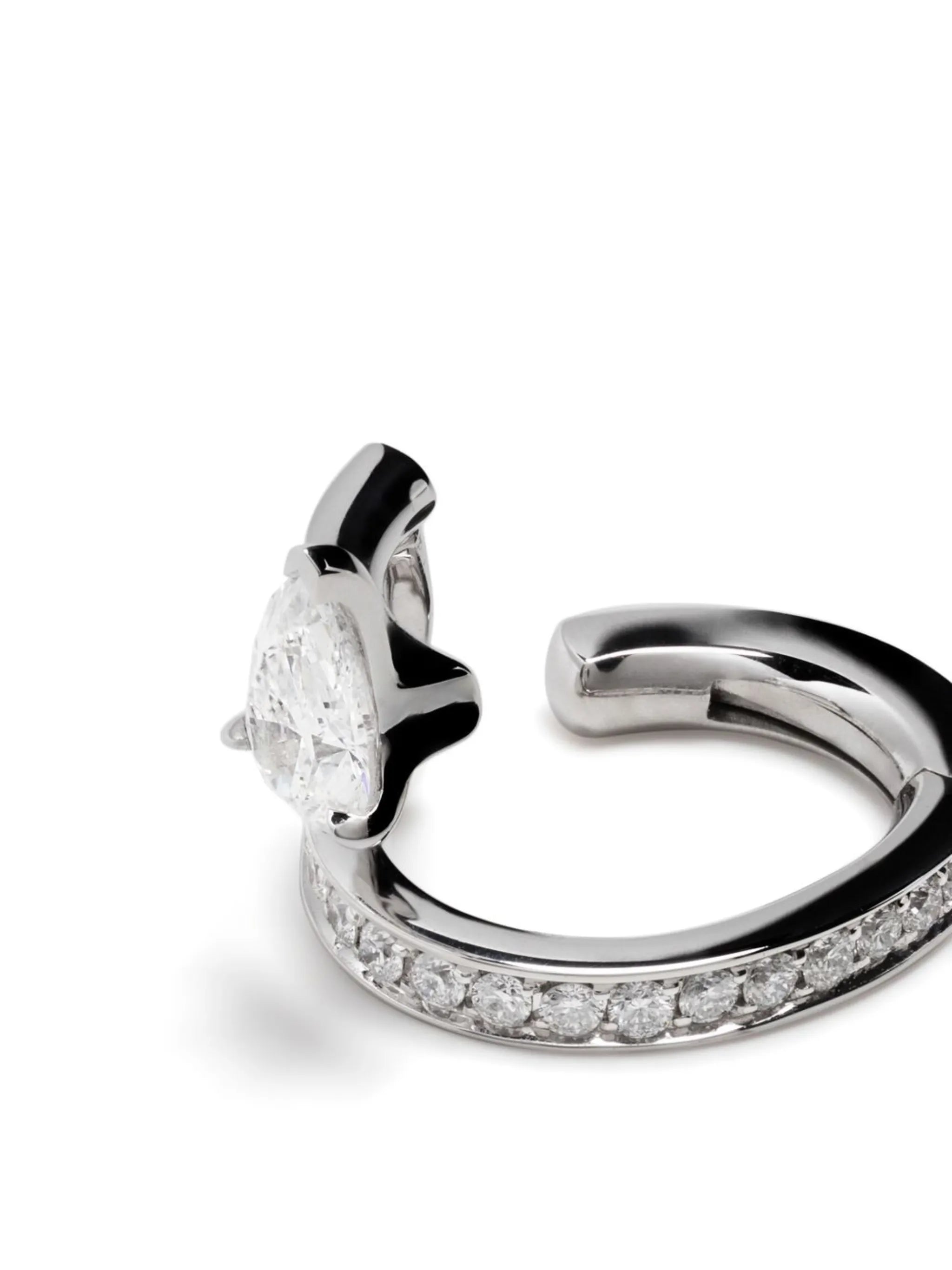 18kt white gold Serti Sur Vide earcuff