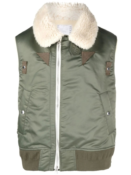 contrast-collar zipped gilet
