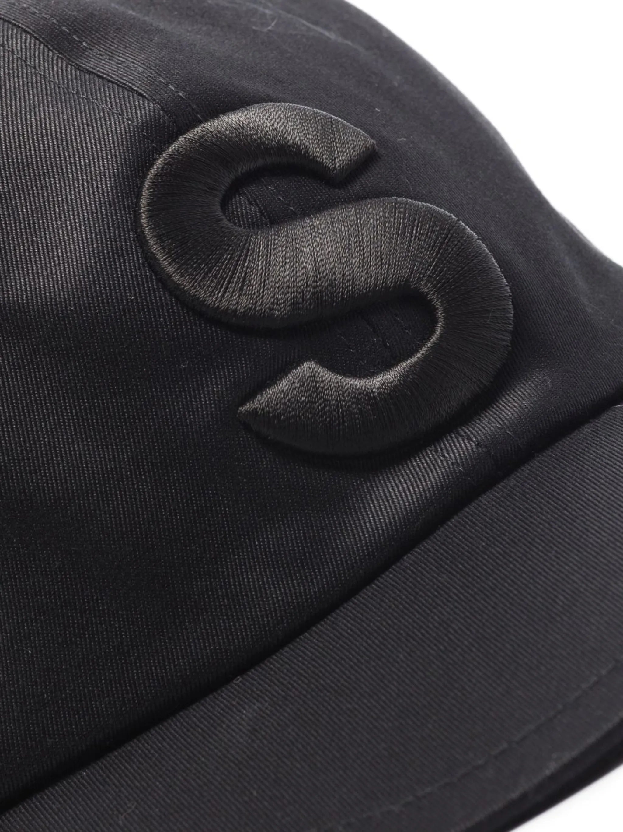 embroidered S baseball cap