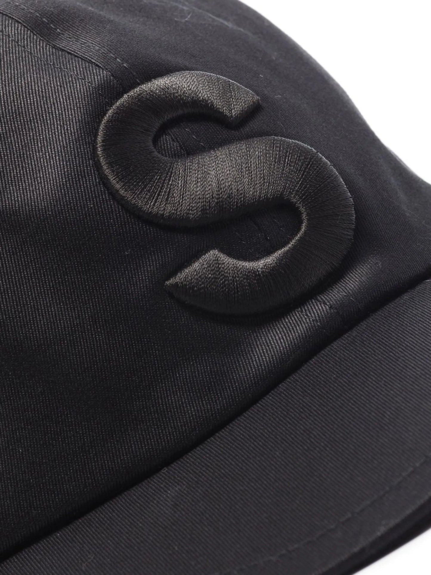 embroidered S baseball cap