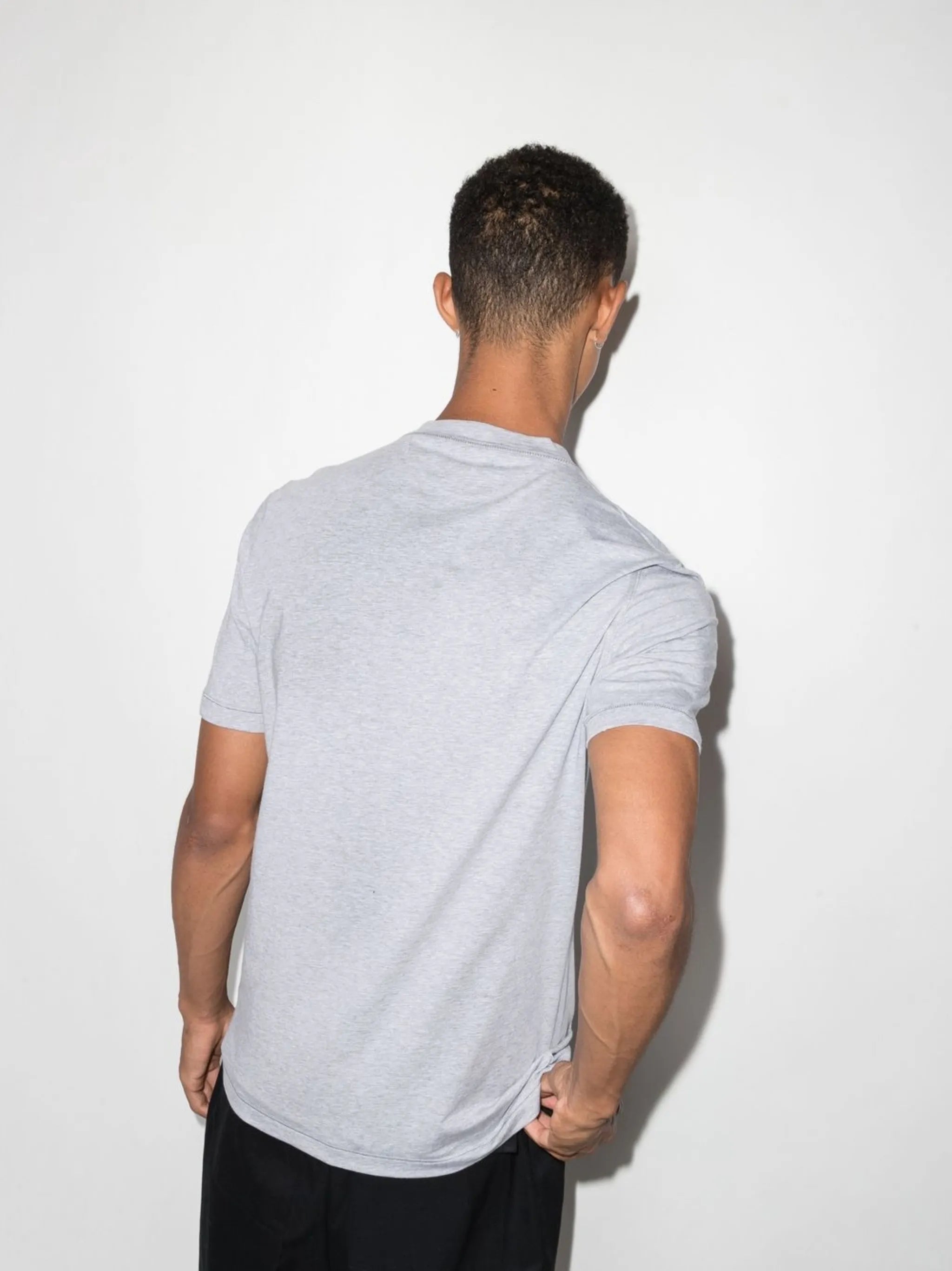 embroidered-logo T-shirt