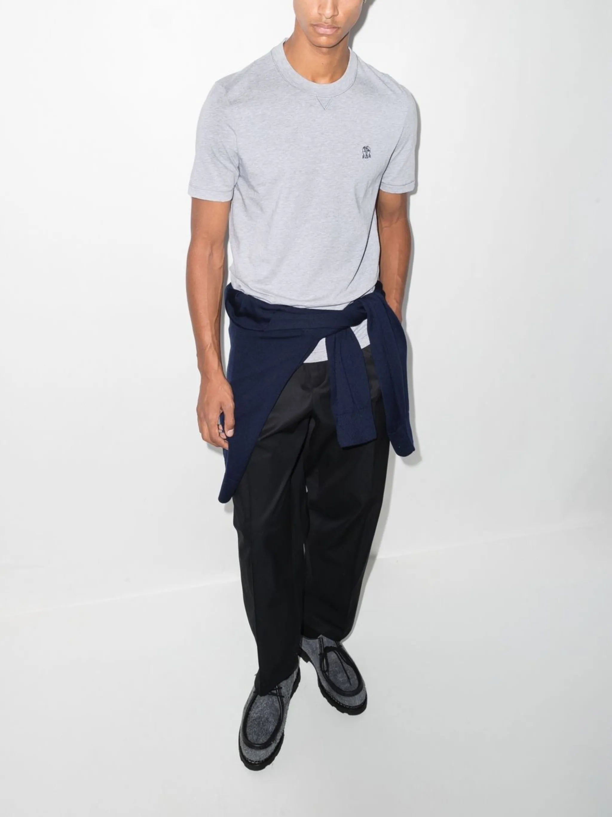 embroidered-logo T-shirt
