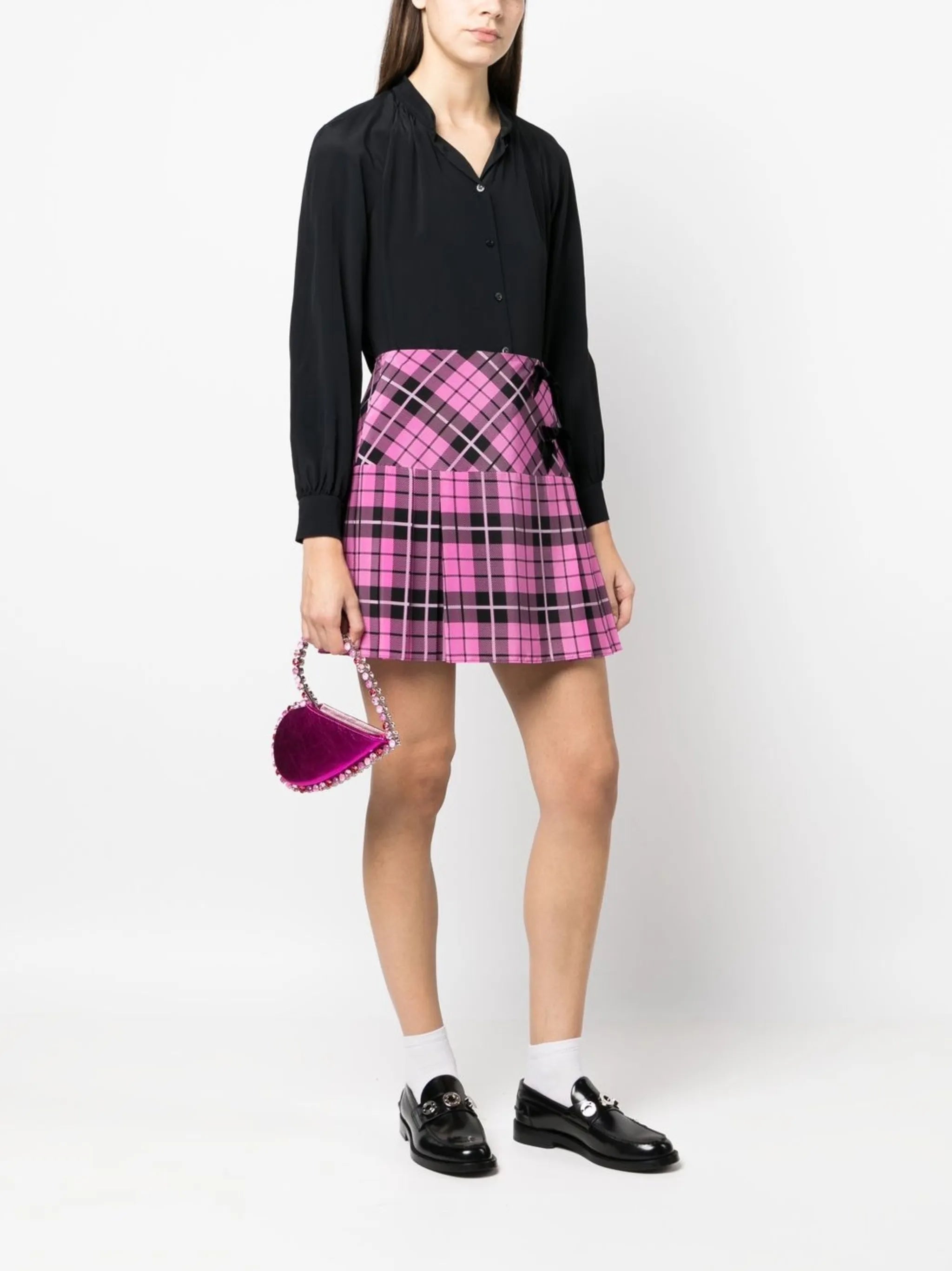 Love heart-shaped satin clutch bag