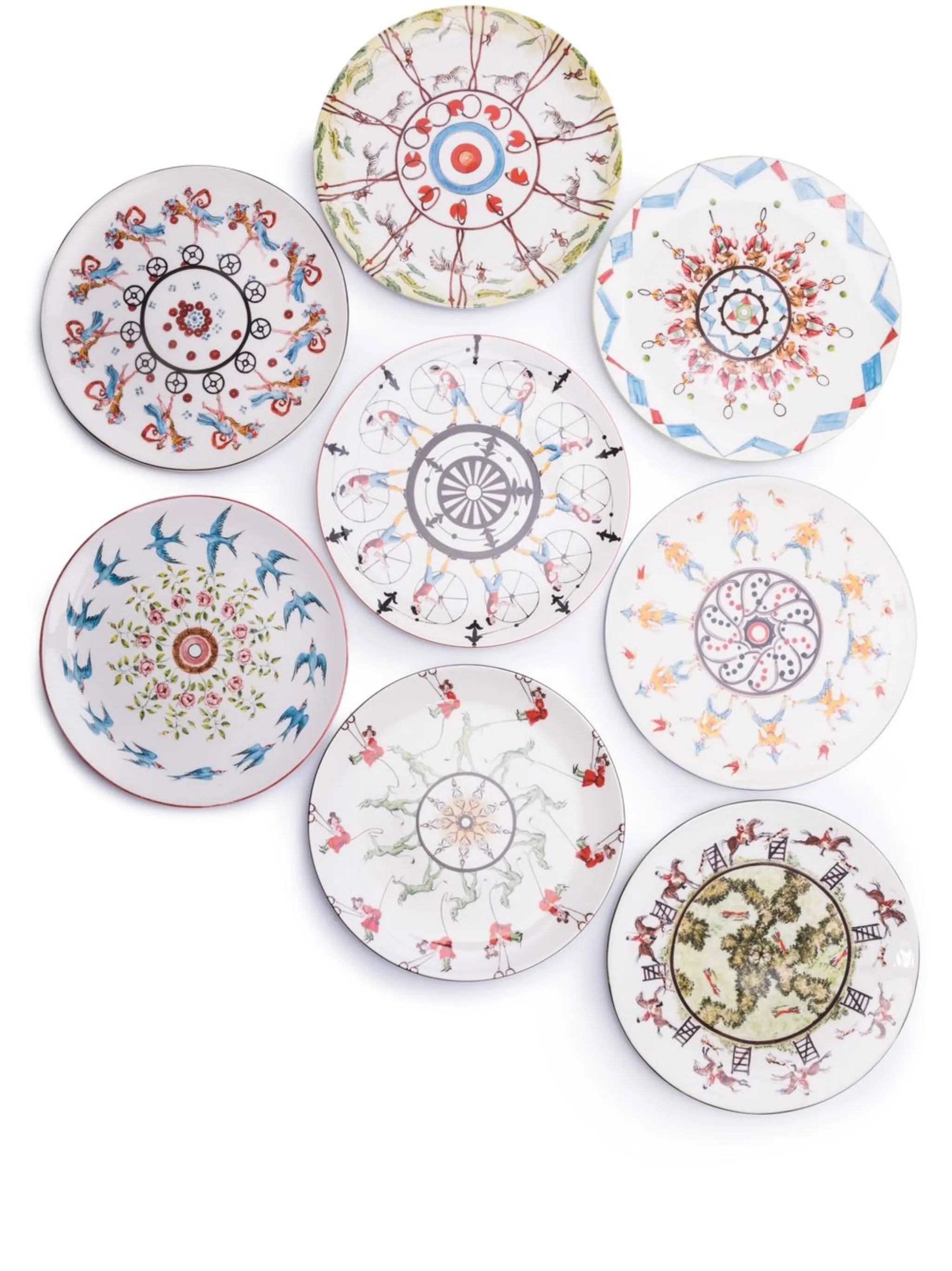 set-of-eight Play plates mix-and-match set