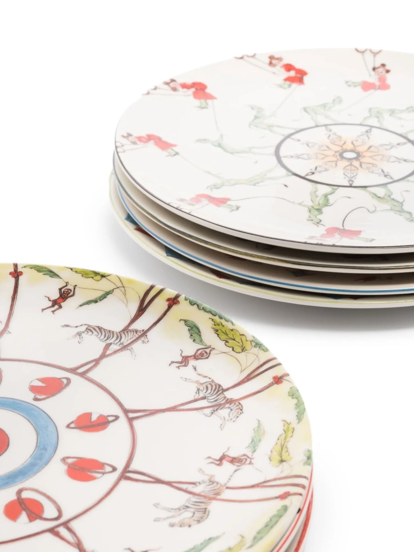 set-of-eight Play plates mix-and-match set