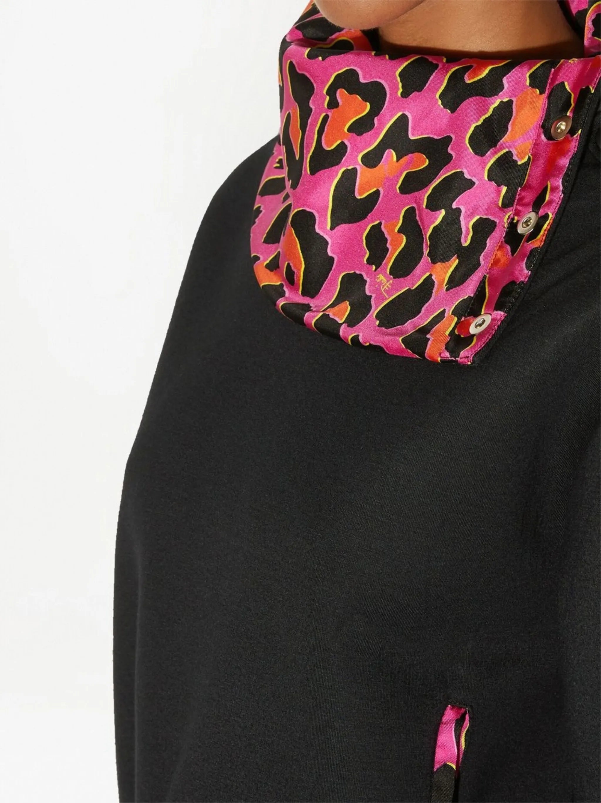 contrast leopard-print sweatshirt