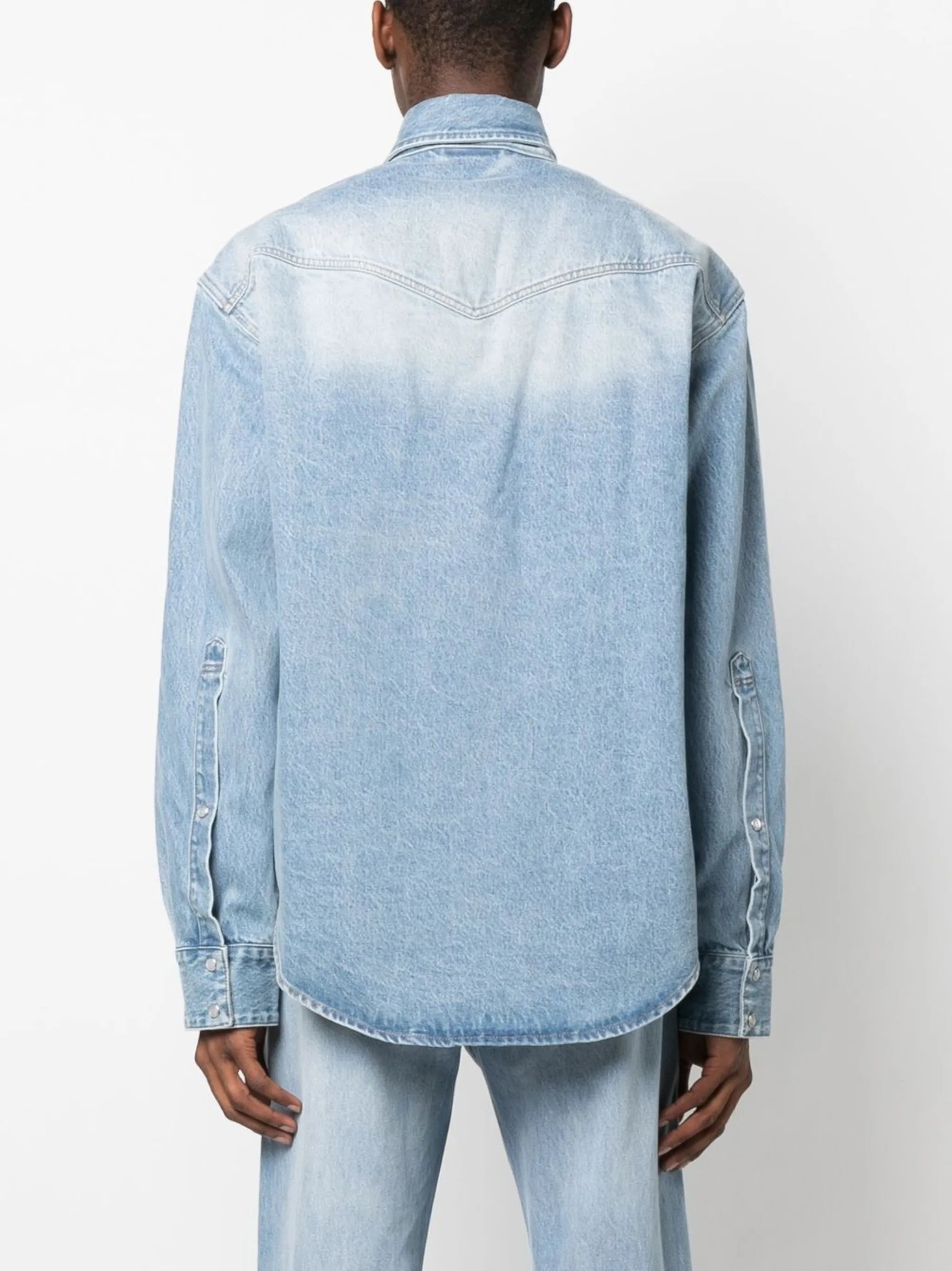 washed-denim chest-flap pockets shirt